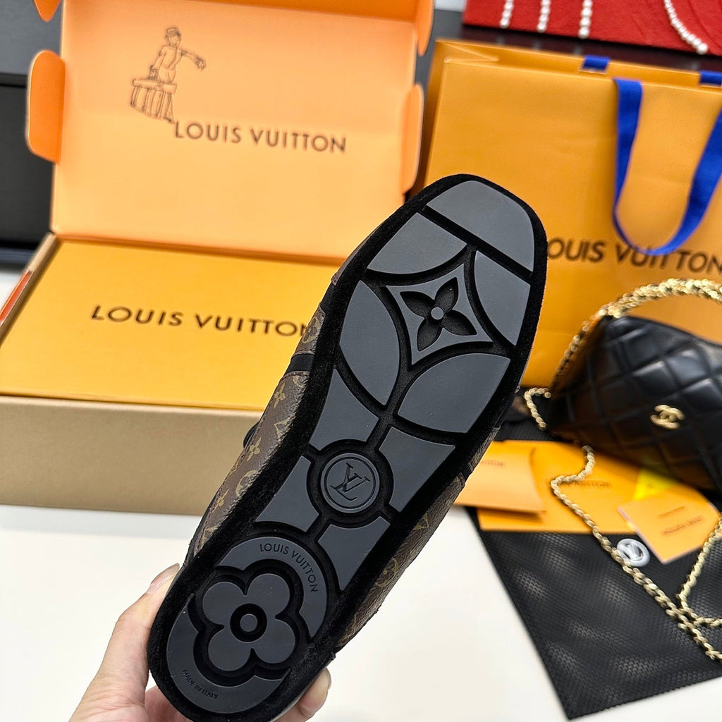 LOUIS VUITTON SNEAKERINA TRAINERS IN BROWN AND BLACK FABRIC AND CANVAS