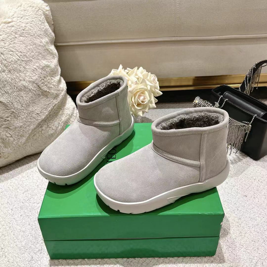 BOTTEGA VENETA SNAP MINI ANKLE BOOTS IN PALE GRAY SUEDE AND SHEARLING LINING