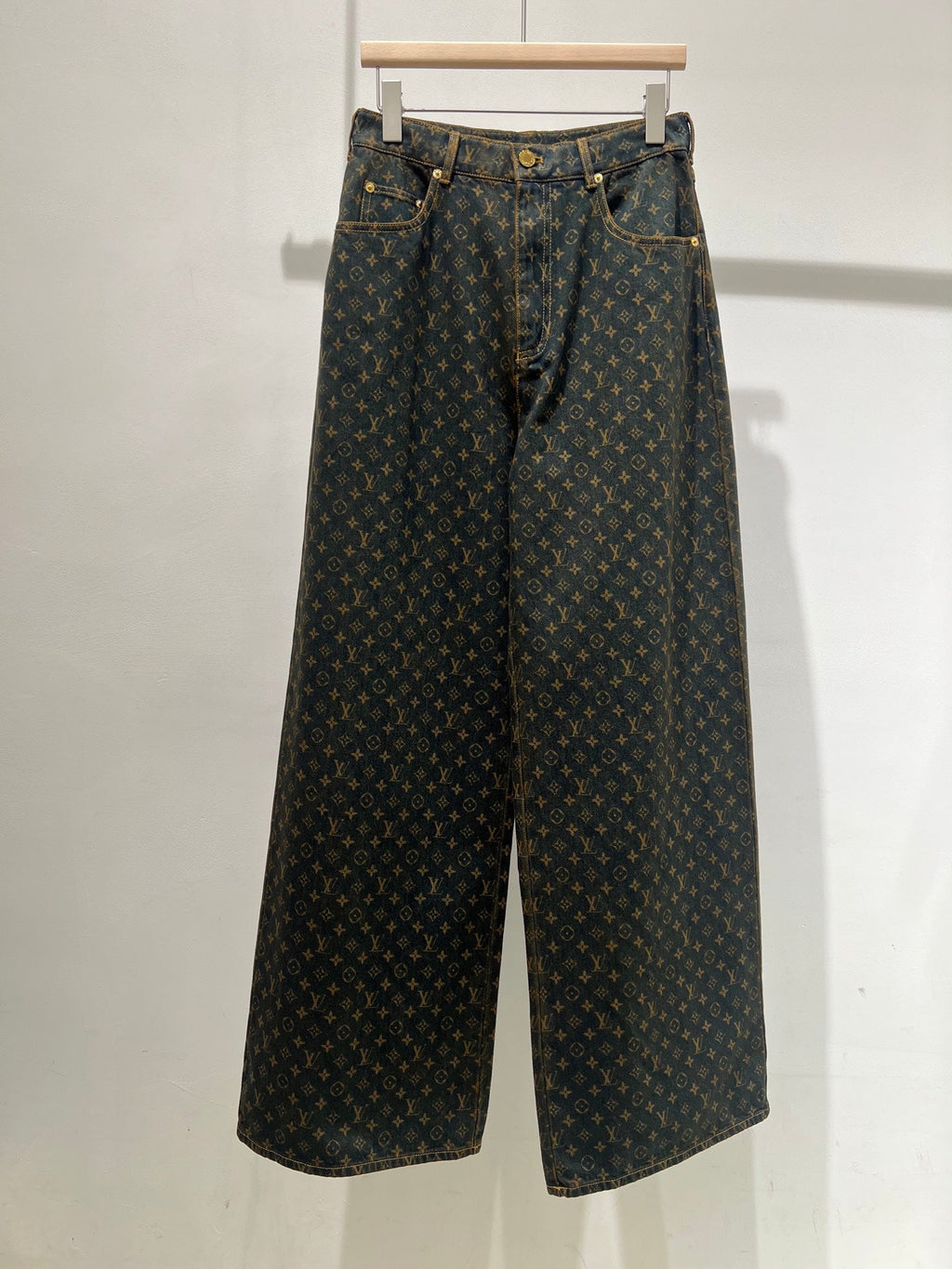 LOUIS VUITTON LV 25S WIDE-LEG JEANS 0121