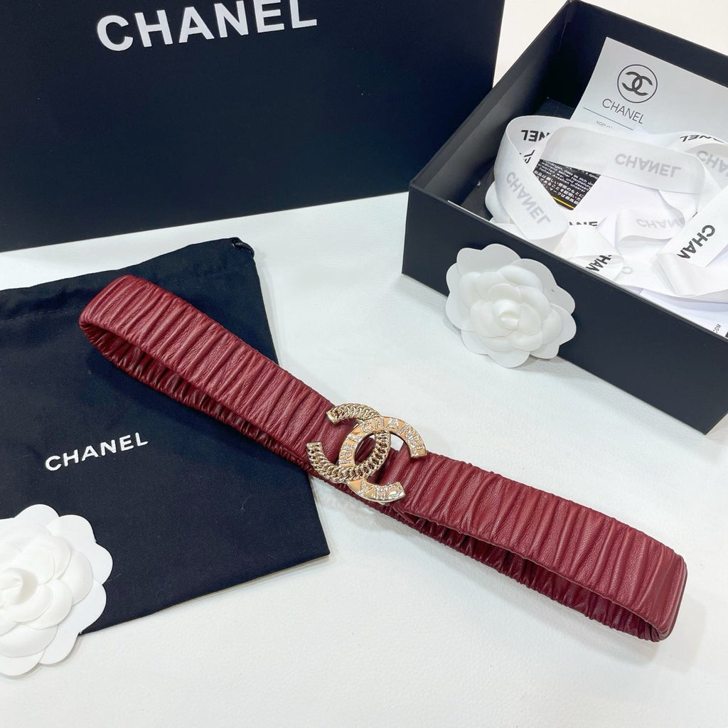 CHANEL DOUBLE  30MM STRETCH BELT IN RED CALFSKIN GOLD CHAIN BUCKLE CRYSTAL LOGO