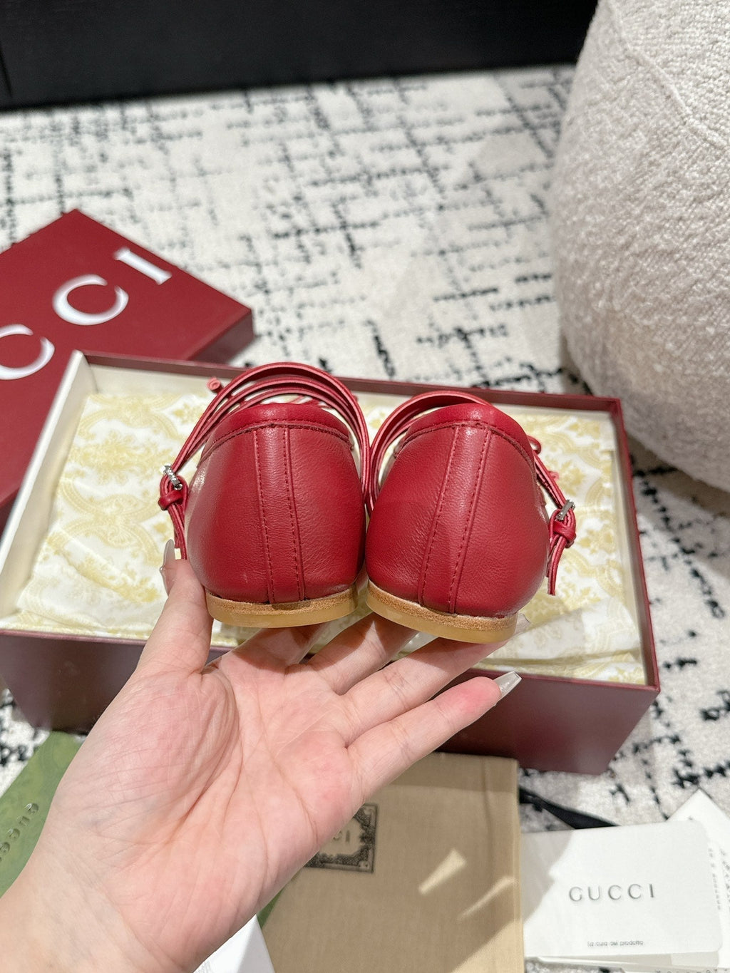 GUCCI MARY JANE FLAT IN CRIMSON RED CALFSKIN