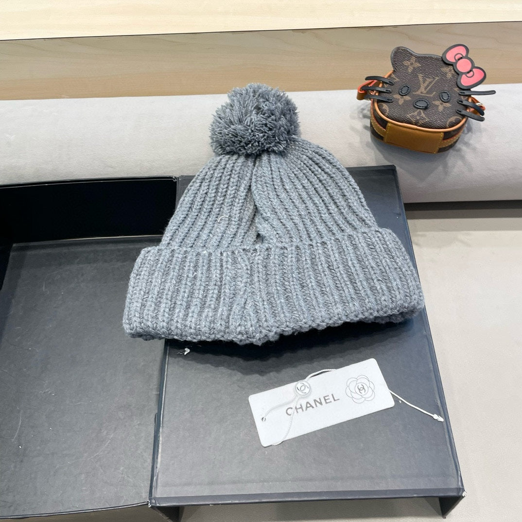 CHANEL KNIT BEANIE HAT IN SHARK GRAY WOOL 430243