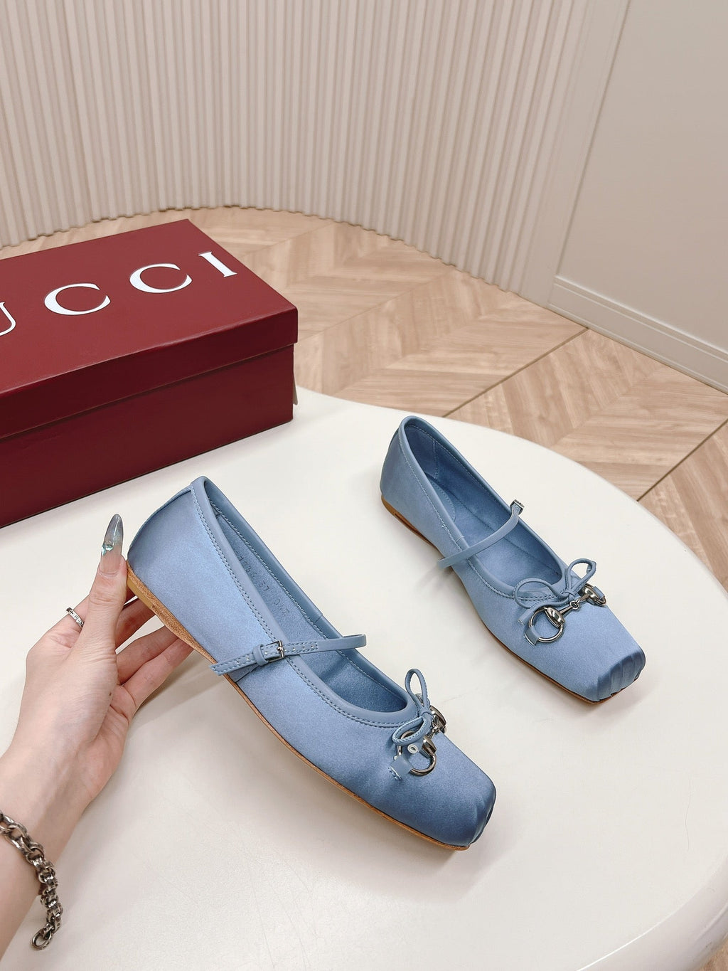 GUCCI BALLET FLAT SKY SILK