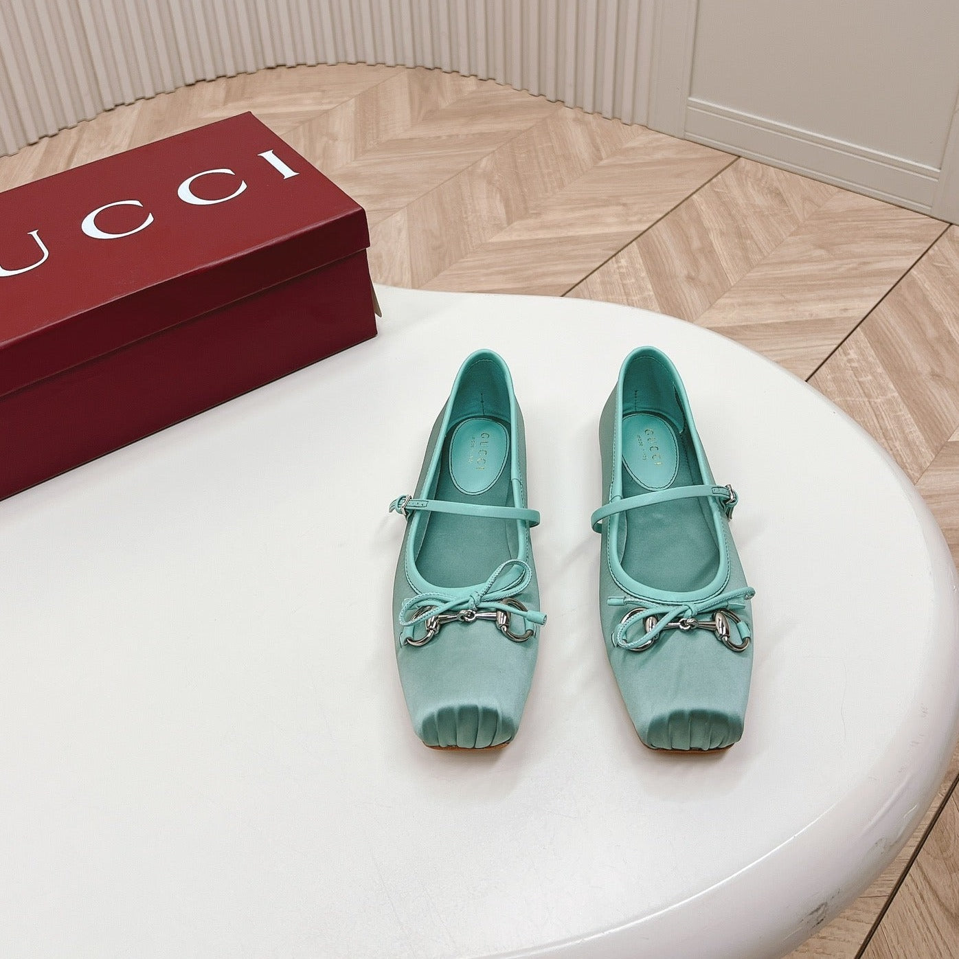 GUCCI BALLET FLAT ARCTIC SILK