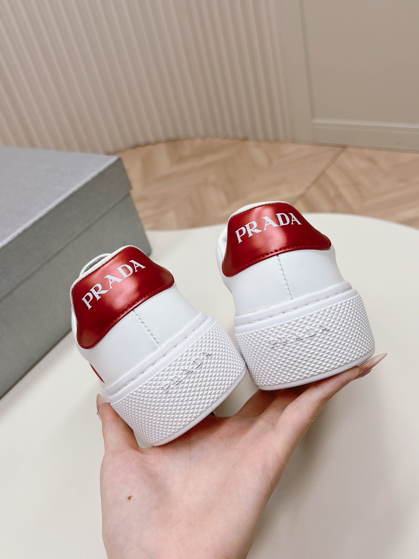 PRADA LEATHER LOGO OUTLET SNEAKERS BLACK AND CHERRY CALFSKIN