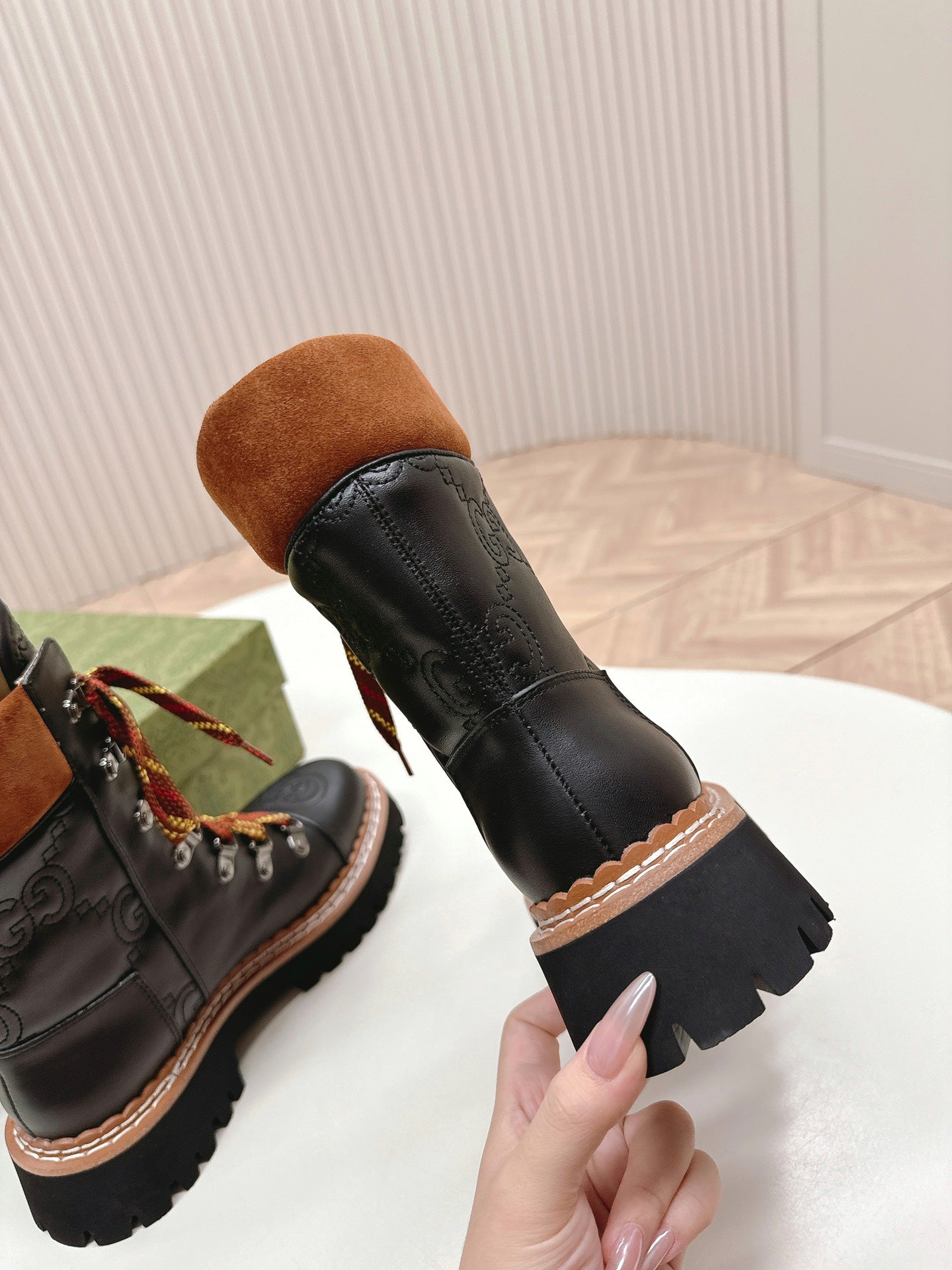 GUCCI MARTIN ANKLE BOOTS IN BLACK EMBOSSED CALFSKIN MIX BROWN SUEDE