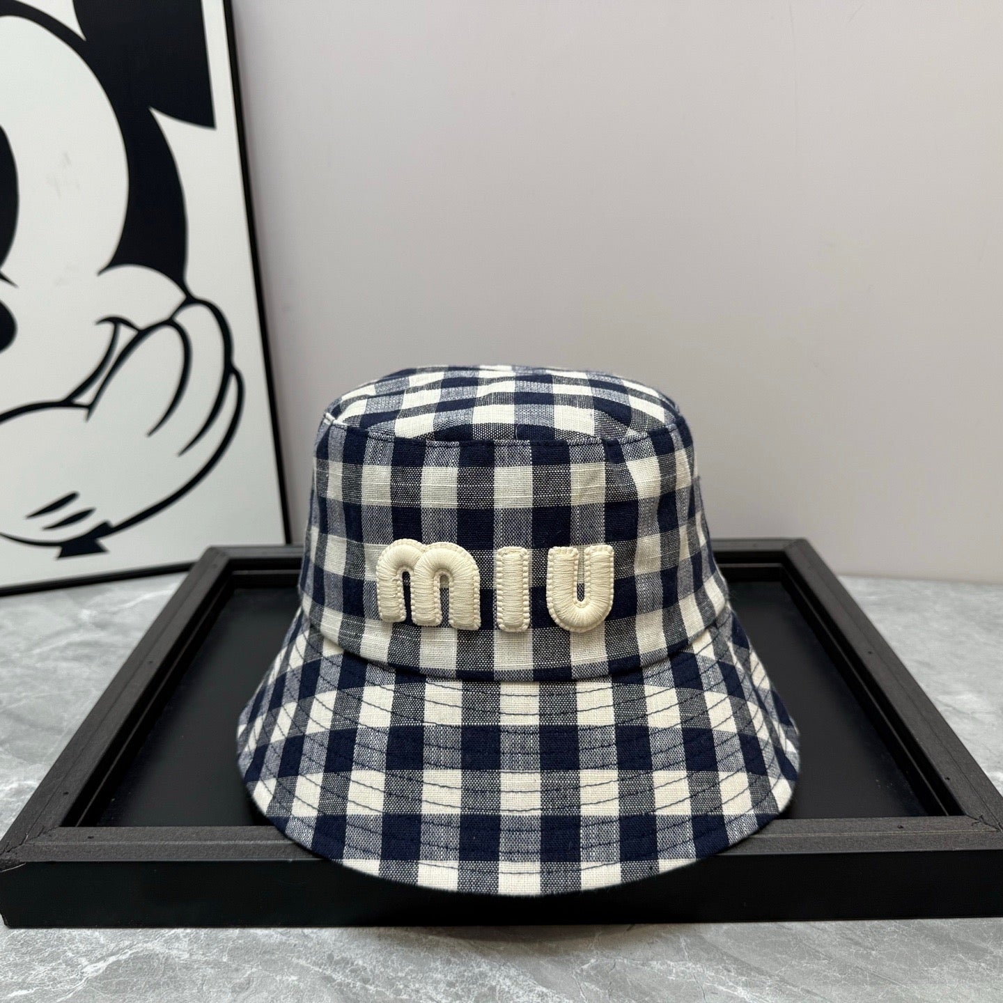 MM BUCKET CHECKED PATTERN WITH LOGO