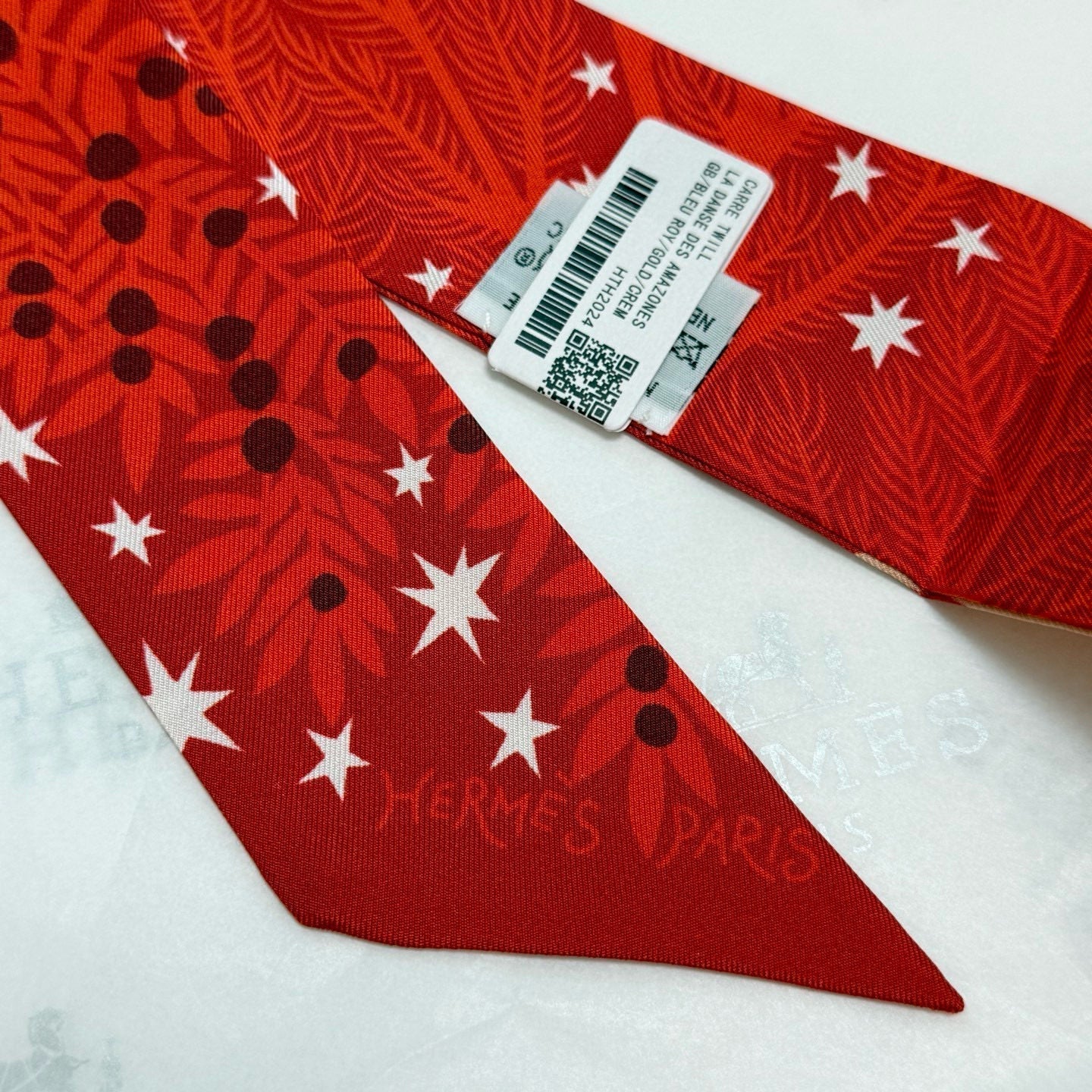 HERMES HERMES 25S SILK NECKERCHIEF 86 IN SILK 714352