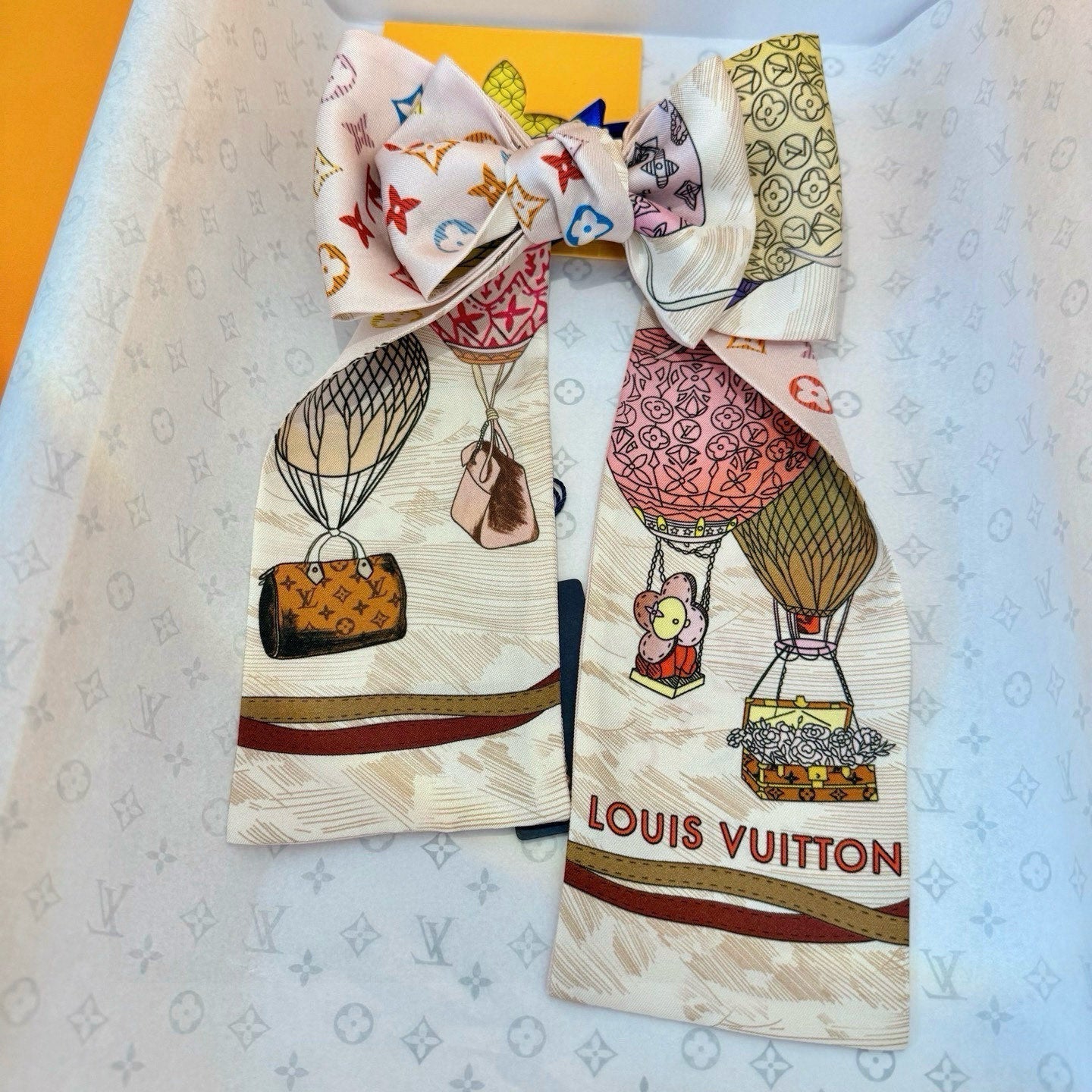 LOUIS VUITTON LV TWILLY 120 CM IN SILK 714369