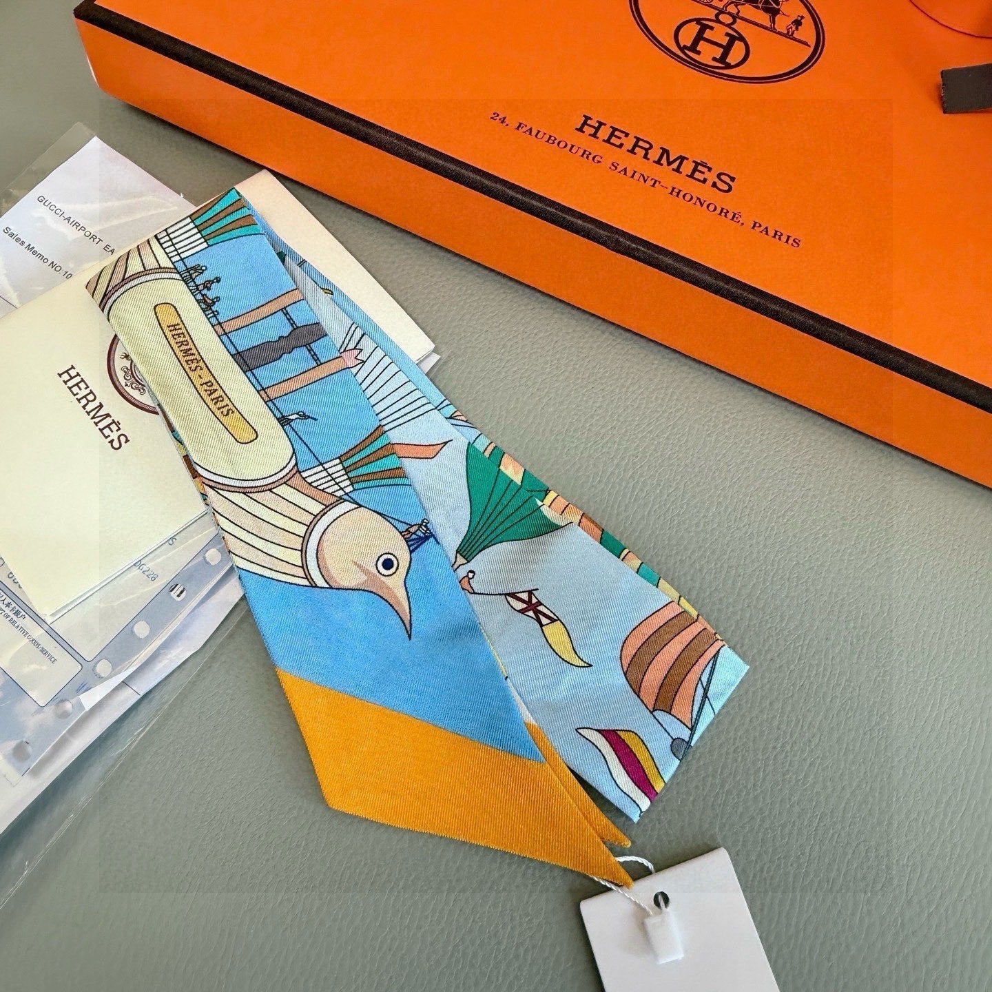 HERMES HERMES 25S NECKERCHIEF 86 IN SILK 991547