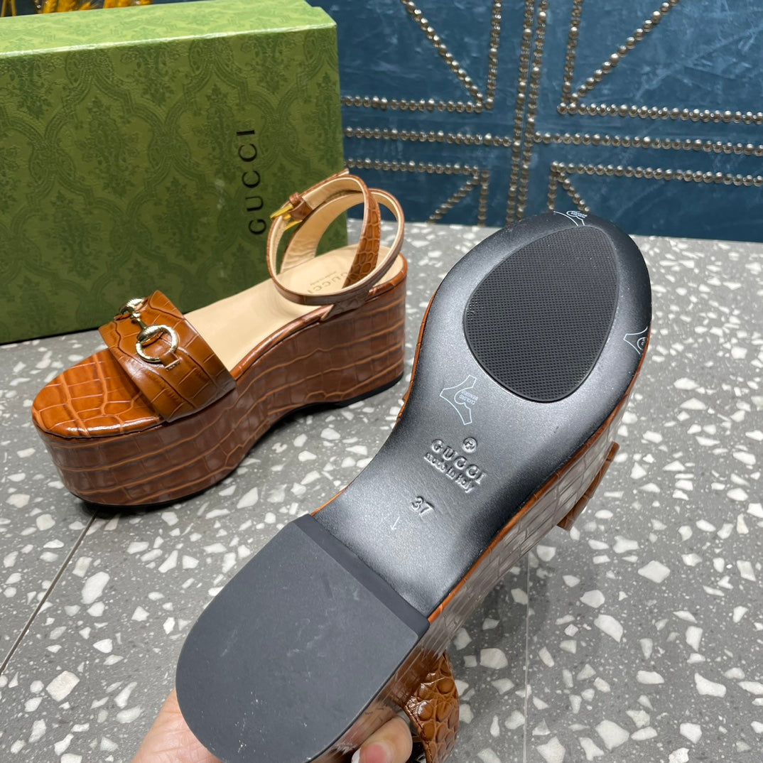 GUCCI HORSEBIT FLATFORM SANDAL CARAMEL CALFSKIN