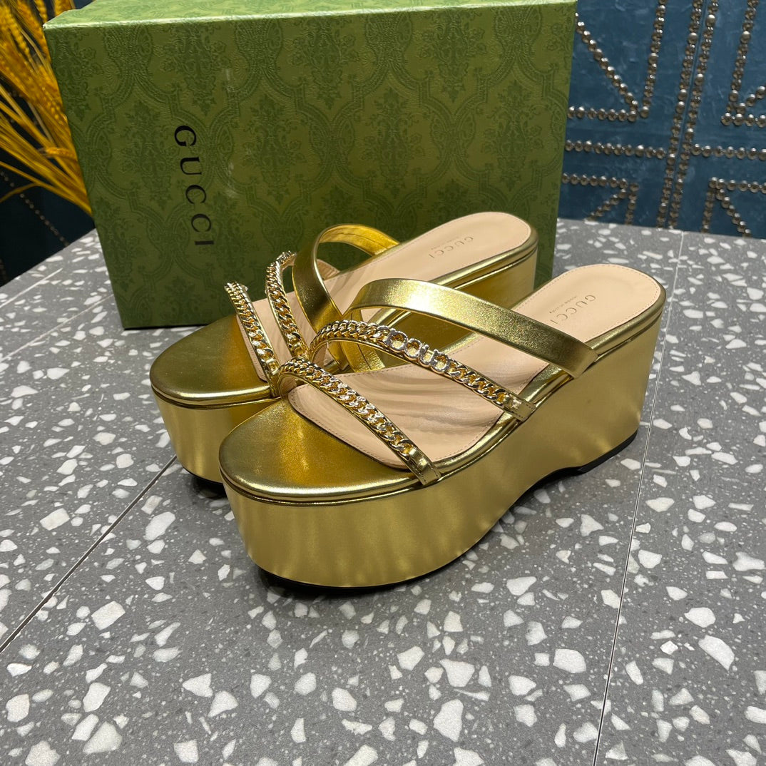 GUCCI HIGH WEDGE PLATFORM IN GOLD CALFSKIN WITH GOLD HARDWARE