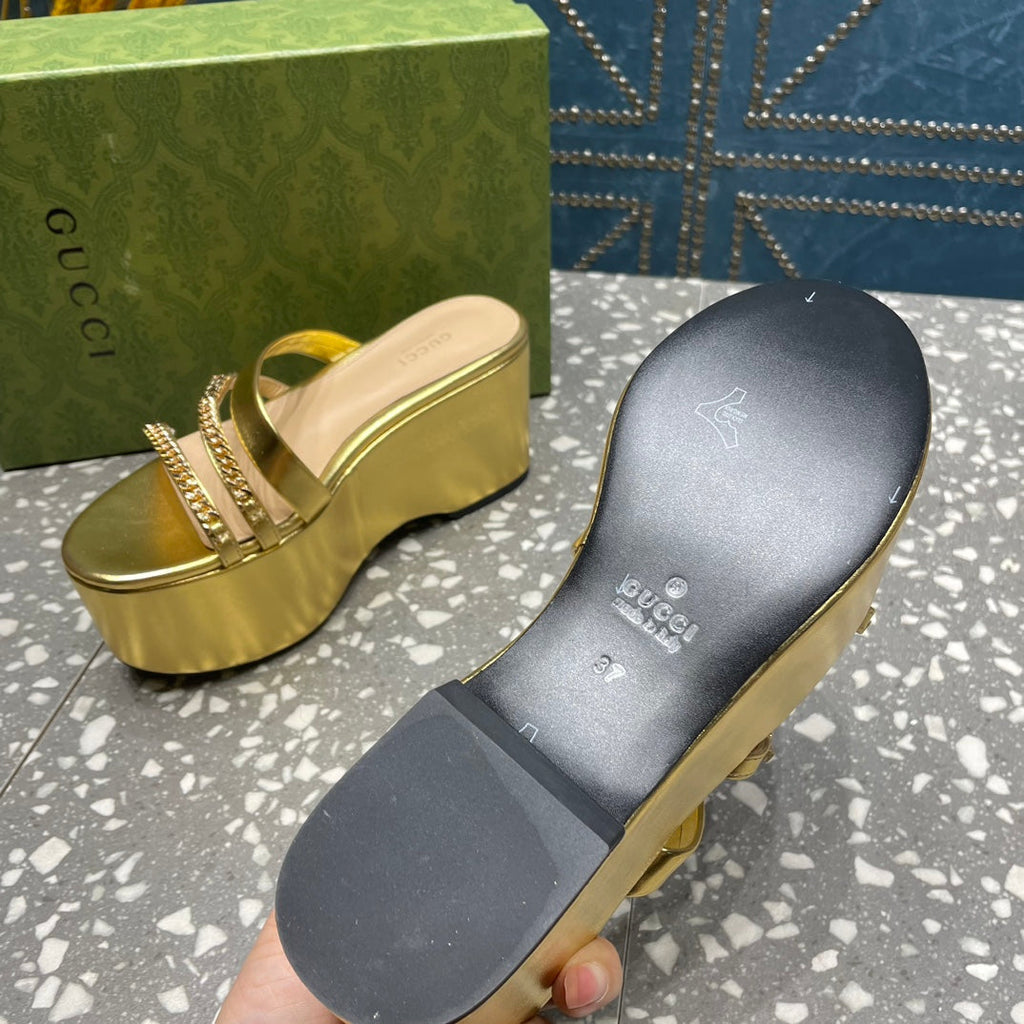 GUCCI HIGH WEDGE PLATFORM IN GOLD CALFSKIN WITH GOLD HARDWARE