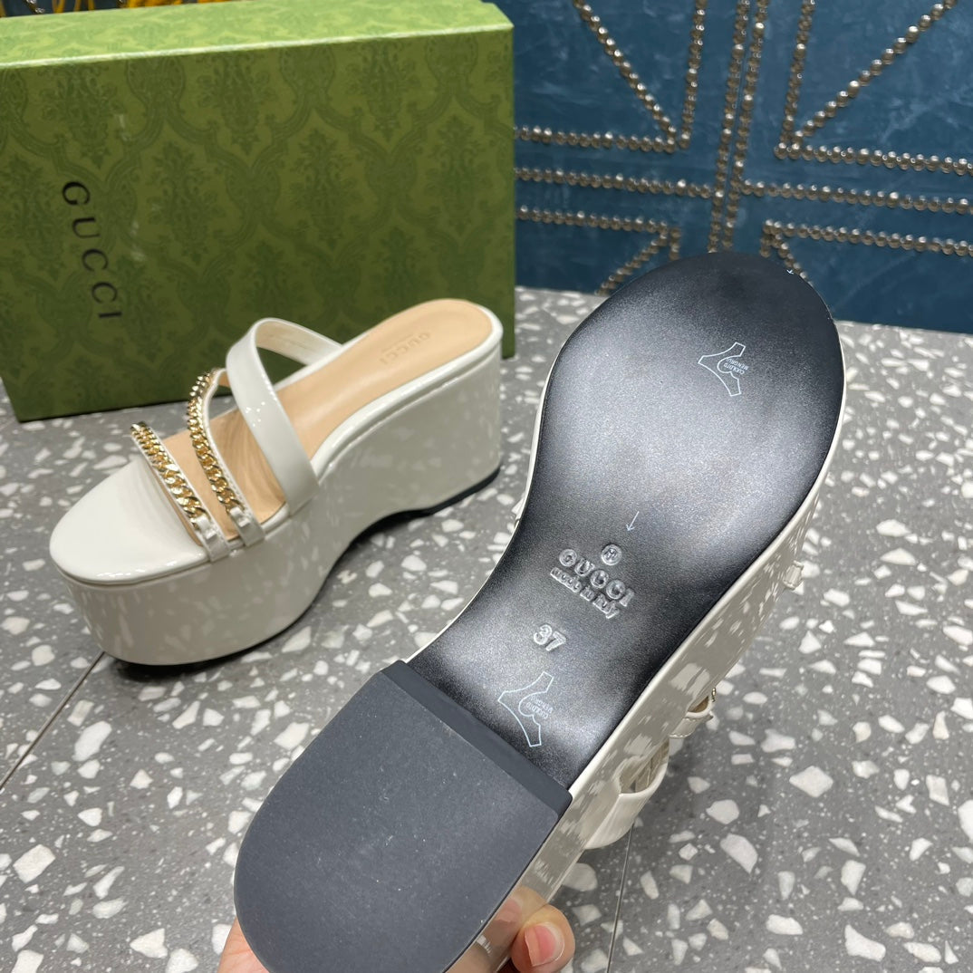 GUCCI HIGH WEDGE PLATFORM IN WHITE CALFSKIN WITH GOLD HARDWARE