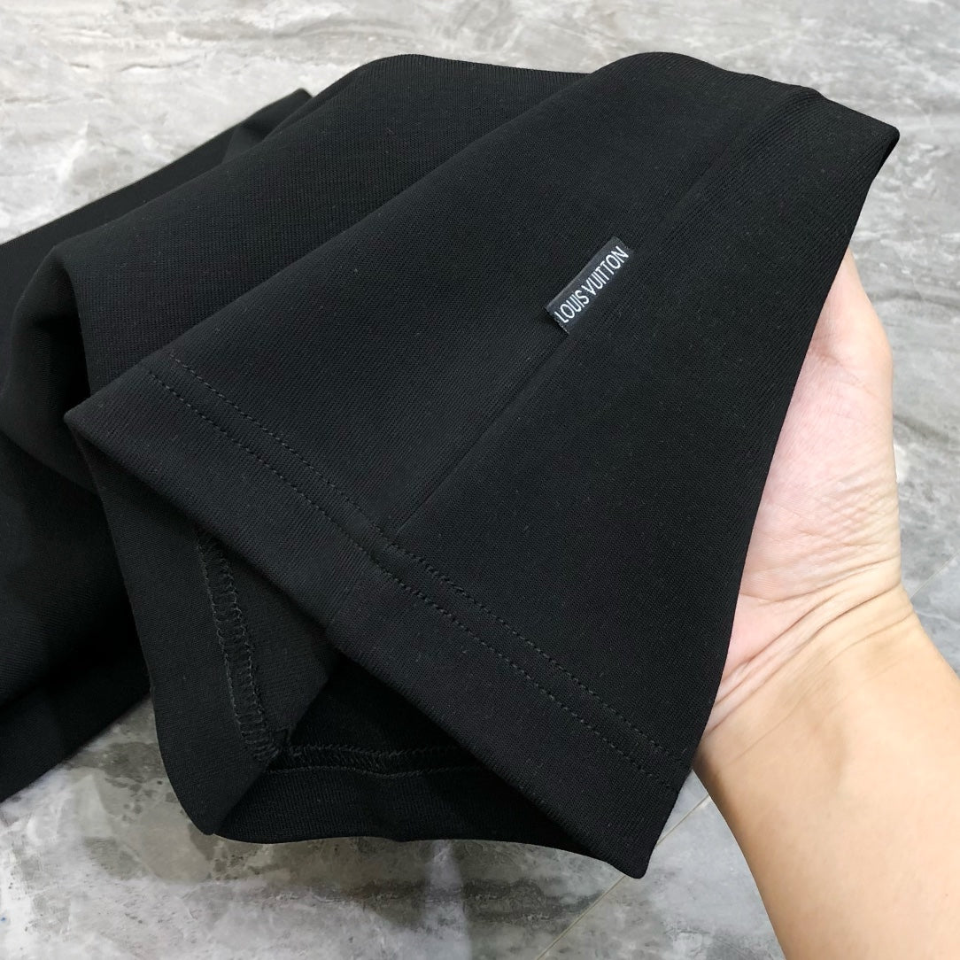 LOUIS VUITTON LV BLACK COTTON T-SHIRT 239470