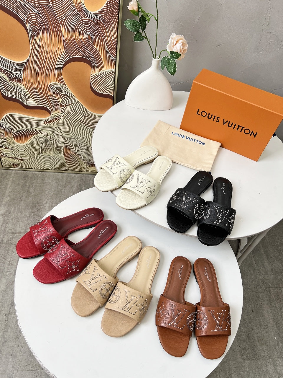 LOUIS VUITTON FLAT SLIDE IN RUBY RED LAMBSKIN WITH RHINSTONES