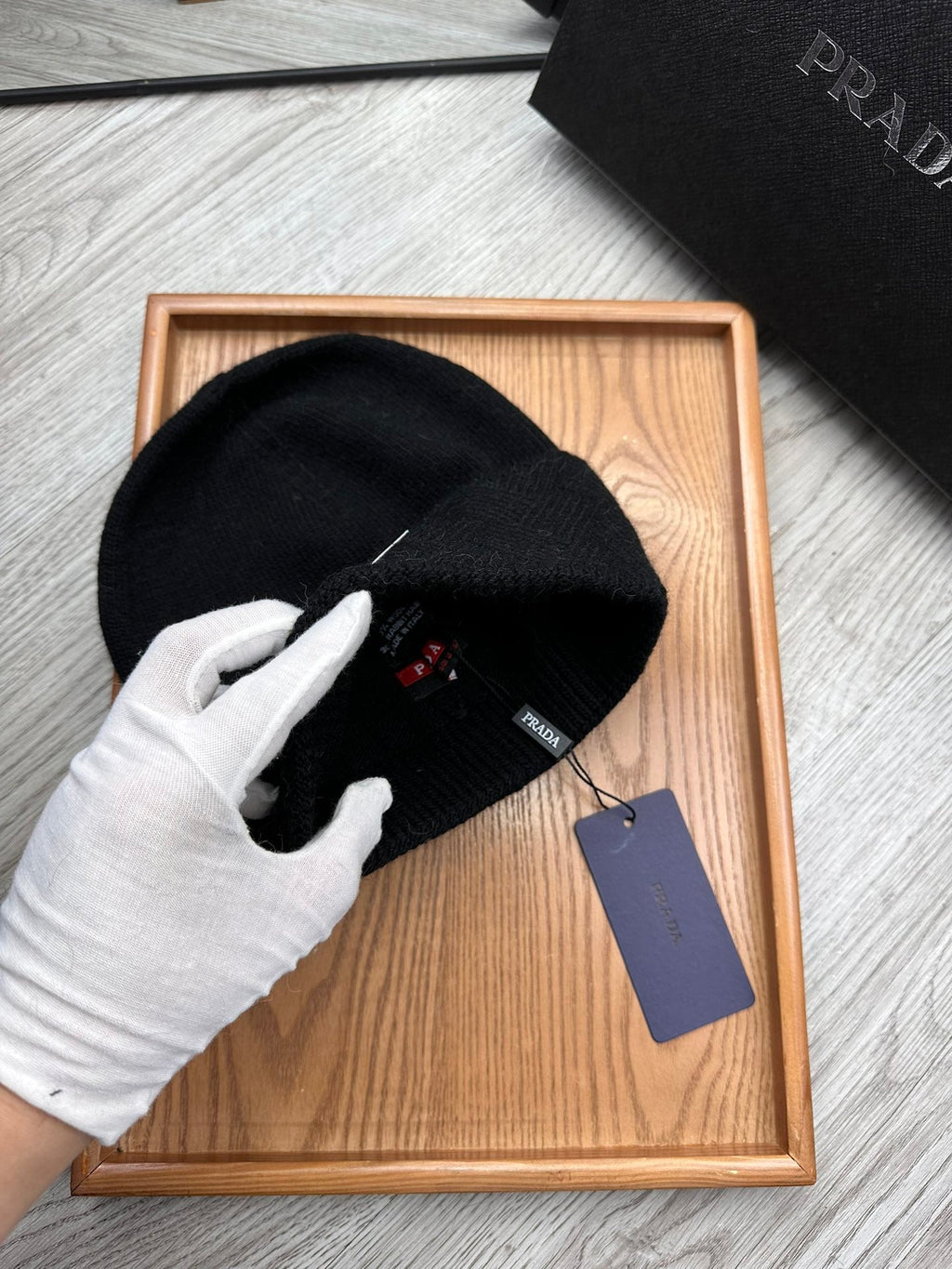 PRADA BEANIE HAT IN BLACK WOOL AND RABBIT FUR 342038