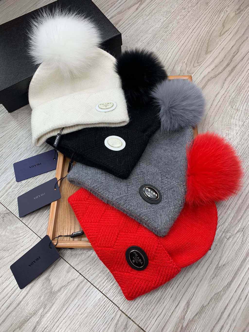 PRADA BEANIE HAT IN SHARK GRAY WOOL AND RABBIT FUR 346719