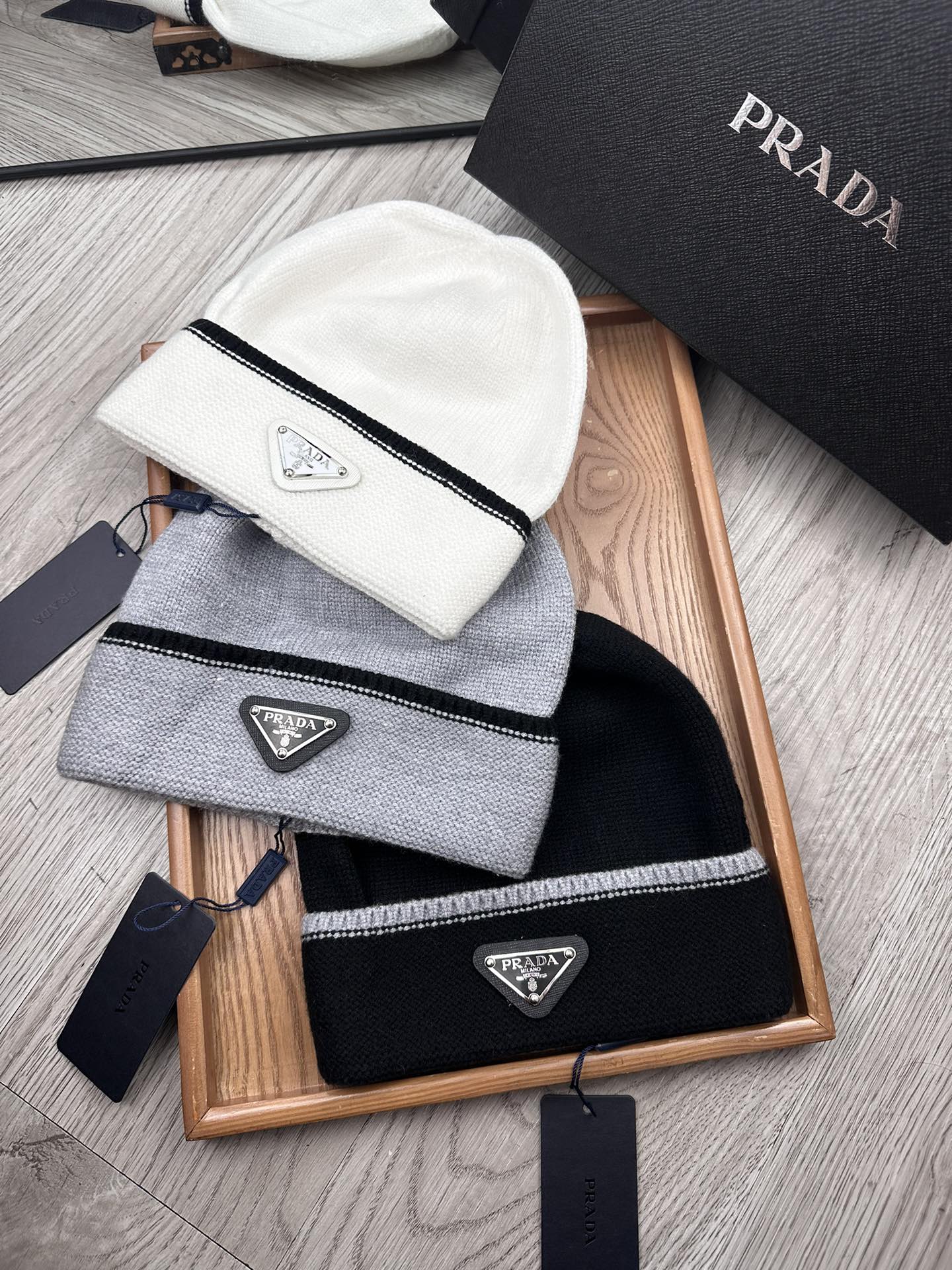 PRADA BEANIE HAT IN BLACK WOOL 349648