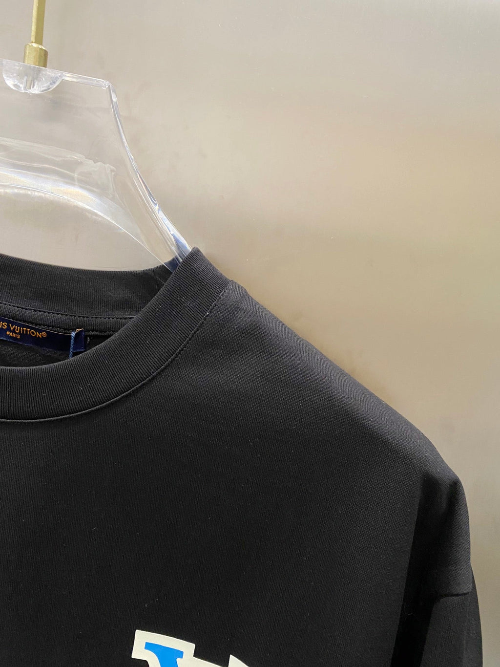 LOUIS VUITTON LV BLACK COTTON T-SHIRT 238845