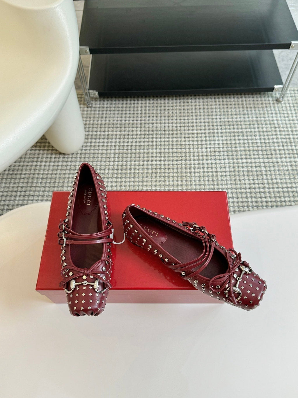 GUCCI RIVETS BALLET FLAT GARNET HORIZONTAL STRAPS LAMBSKIN