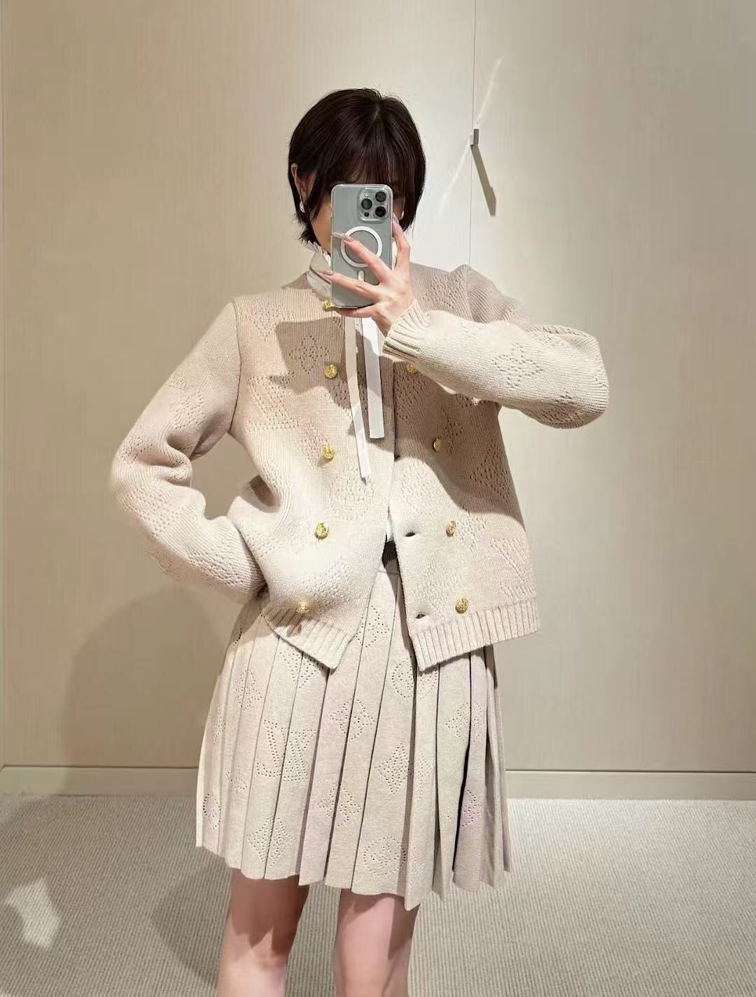 LOUIS VUITTON LV 25S KNIT CARDIGAN AND PLEATED KNIT MINI SKIRT SET 0108