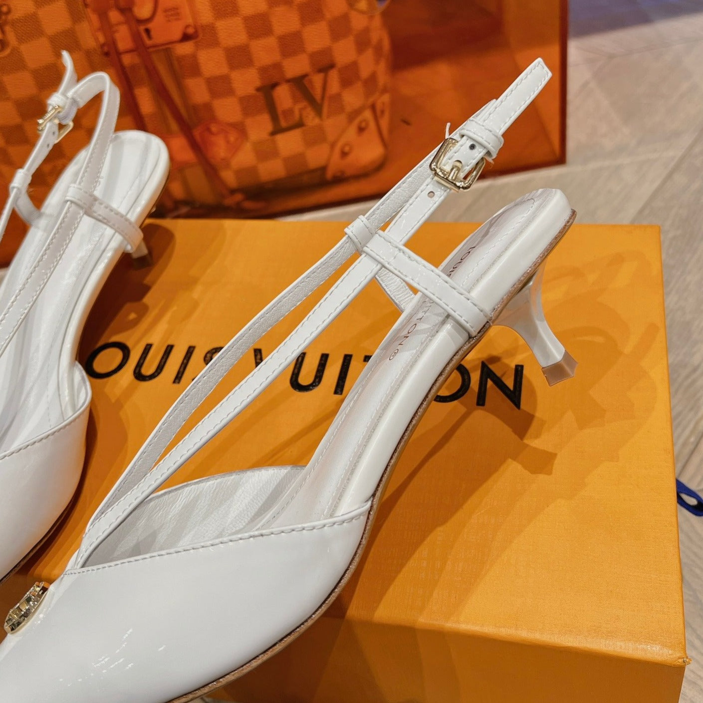 LOUIS VUITTON LV LOW HEEL SLINGBACK WHITE