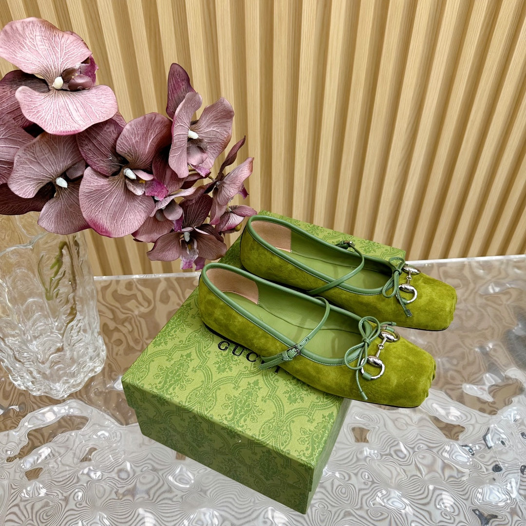 GUCCI BALLET FLAT IN OLIVE GREEN SUEDE WITH SILVER HARDWARE