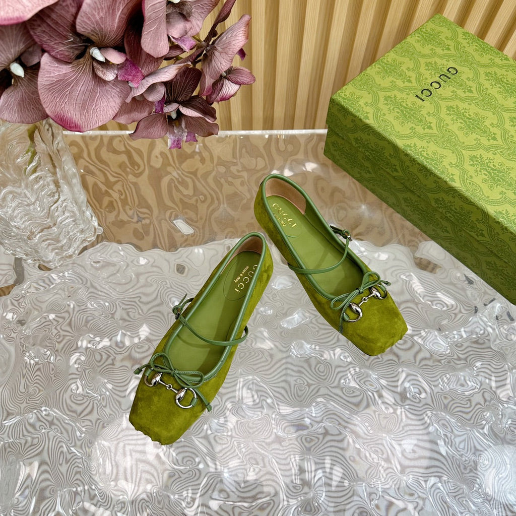 GUCCI BALLET FLAT IN OLIVE GREEN SUEDE WITH SILVER HARDWARE