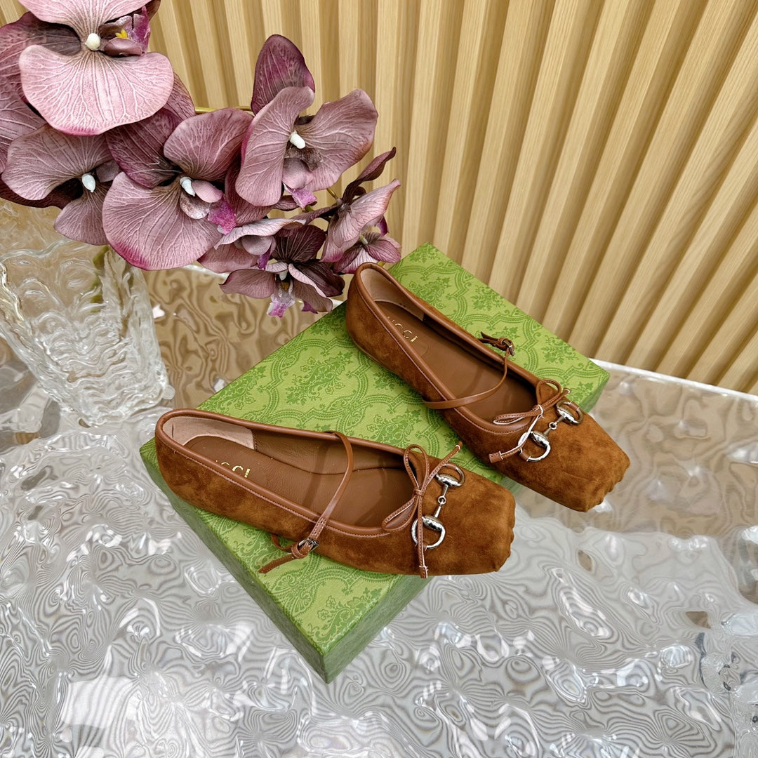 GUCCI BALLET FLAT IN BRONZE BROWN SUEDE WITH SILVER HARDWARE