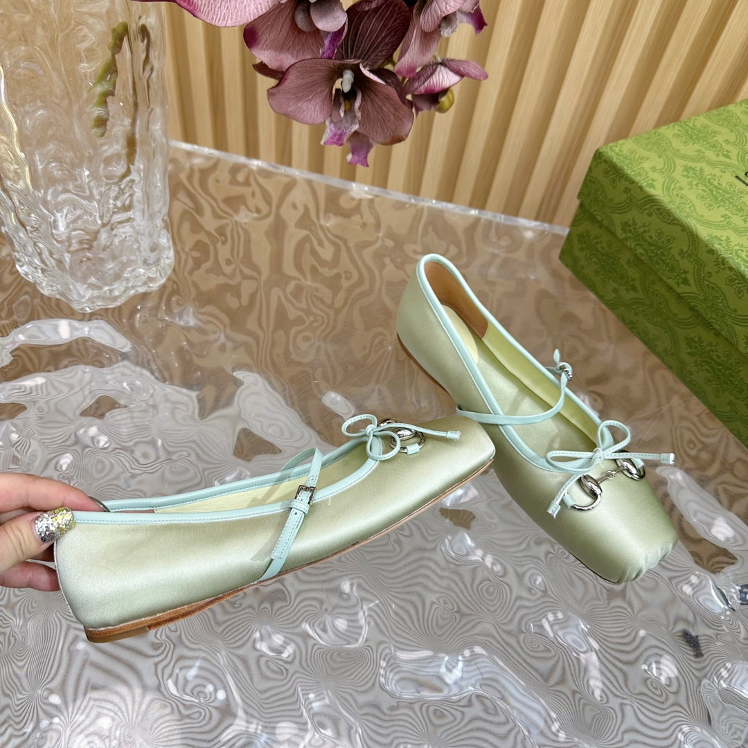 GUCCI BALLET FLAT IN JADE GREEN SILK WITH SILVER HARDWARE