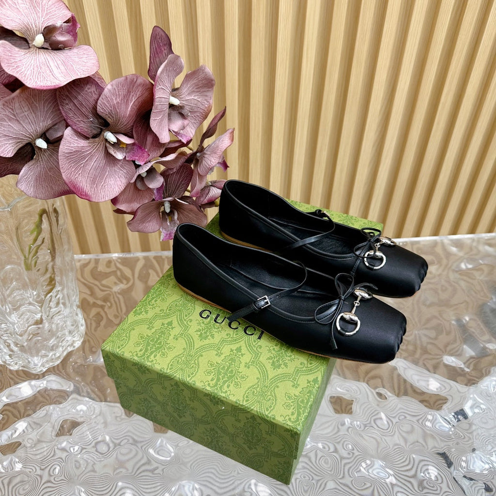GUCCI BALLET FLAT IN BLACK SILK WITH SILVER HARDWARE