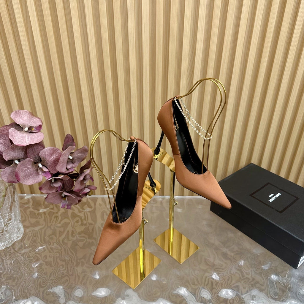 RÉGINE PUMPS IN RUSTIC ORANGE SATIN GOLD CHAIN