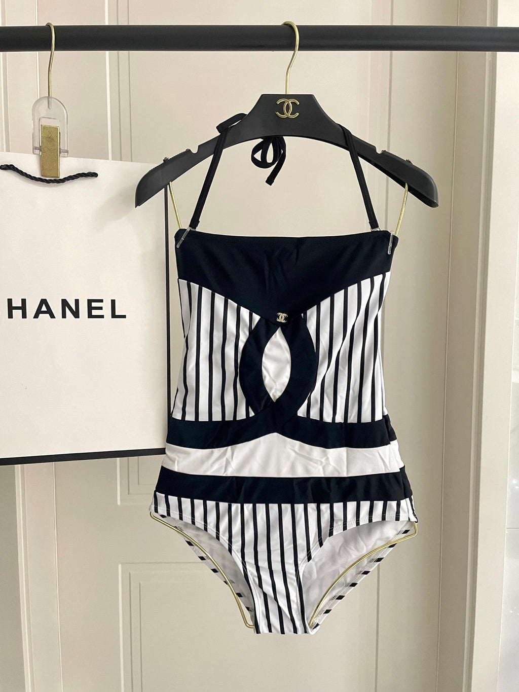 CHANEL BIKINI SWIMSUIT SET IN WHITE WITH BLACK VERTICAL STRIPES 633258