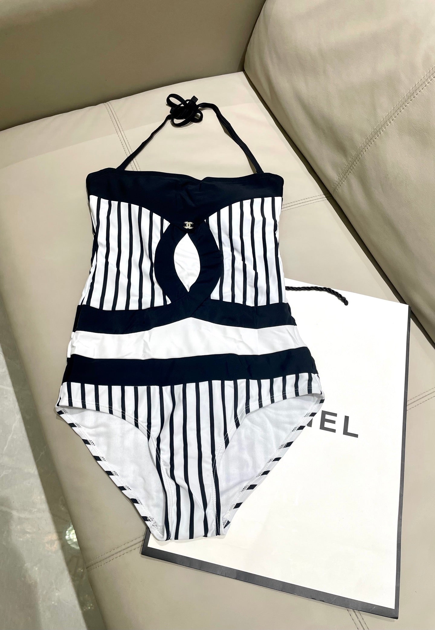 CHANEL BIKINI SWIMSUIT SET IN WHITE WITH BLACK VERTICAL STRIPES 633258