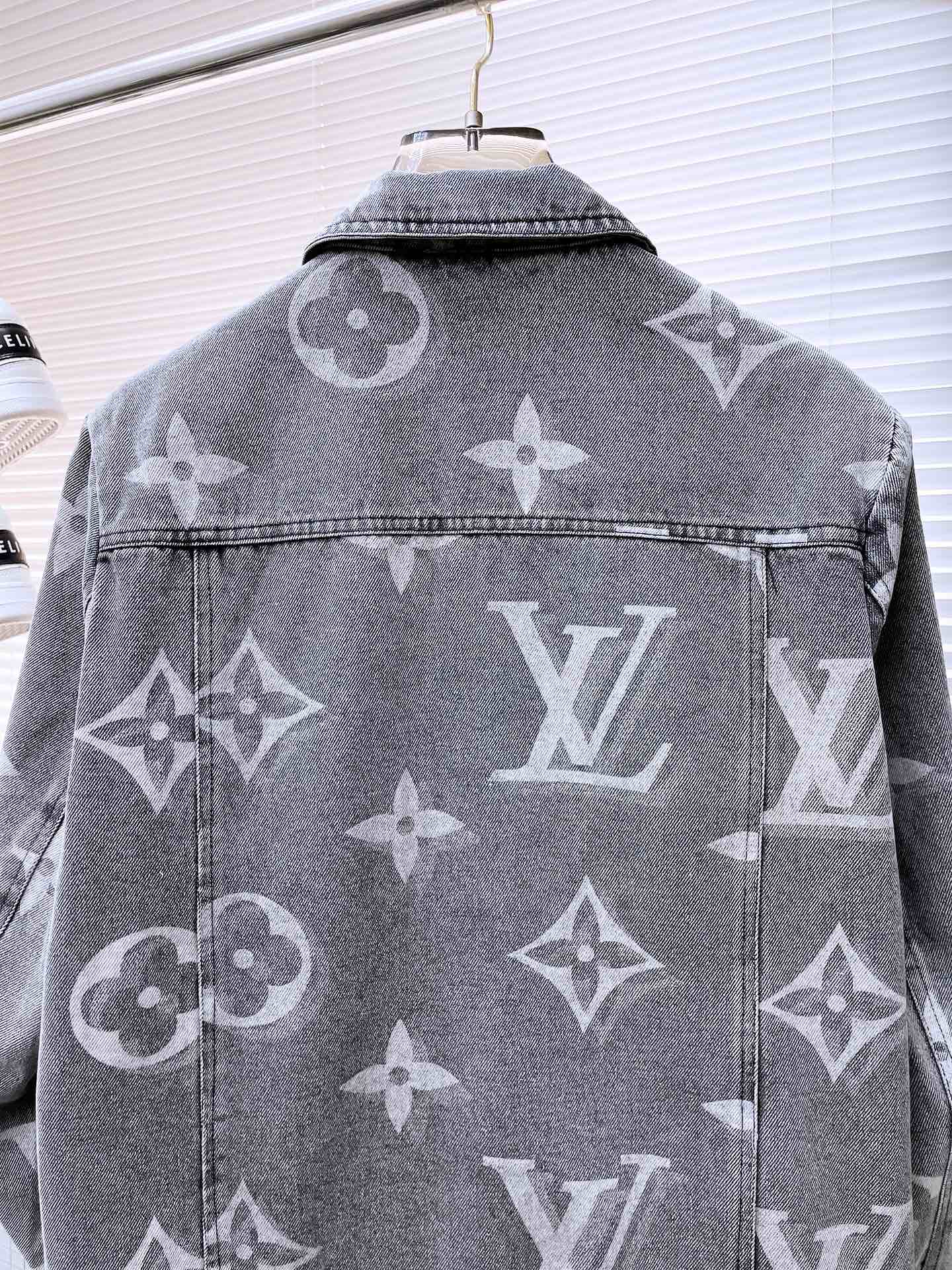 LOUIS VUITTON LV BASIC SHIRT JACKET IN GRAY MONOGRAM DENIM 239130
