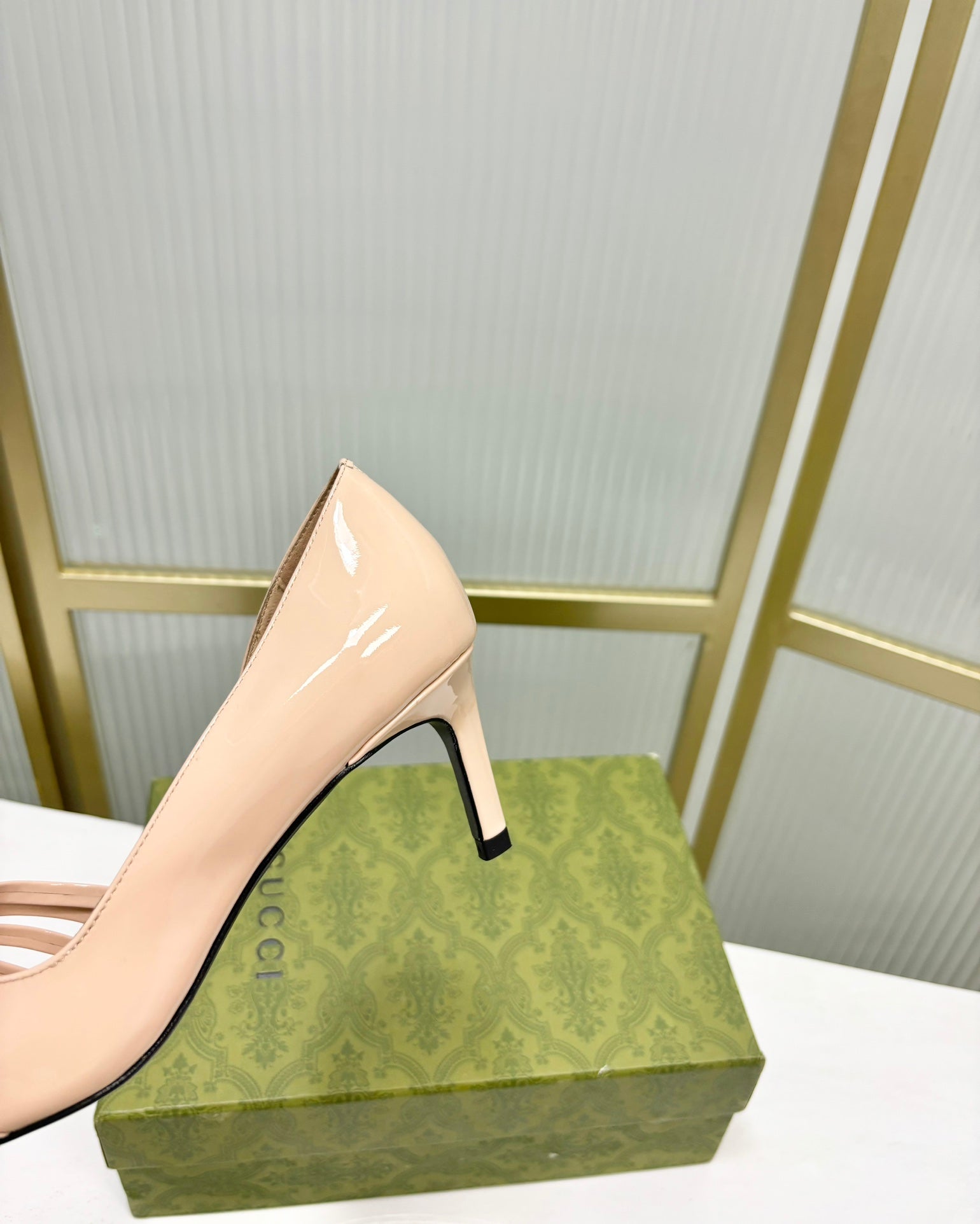 GUCCI HIGH PUMP 6 CM IN TAN BEIGE CALFSKIN