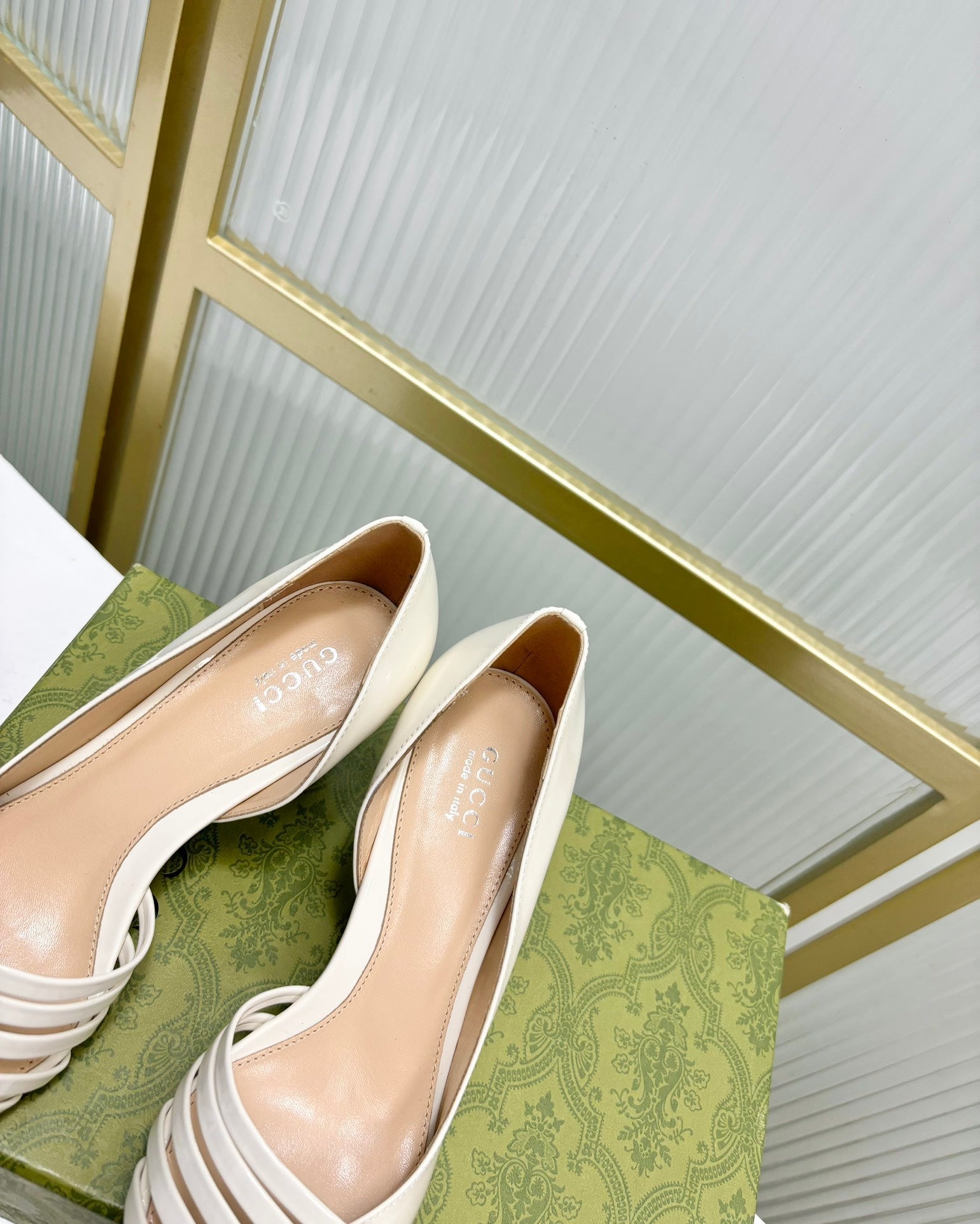 GUCCI HIGH PUMP 6 CM IN WHITE CALFSKIN