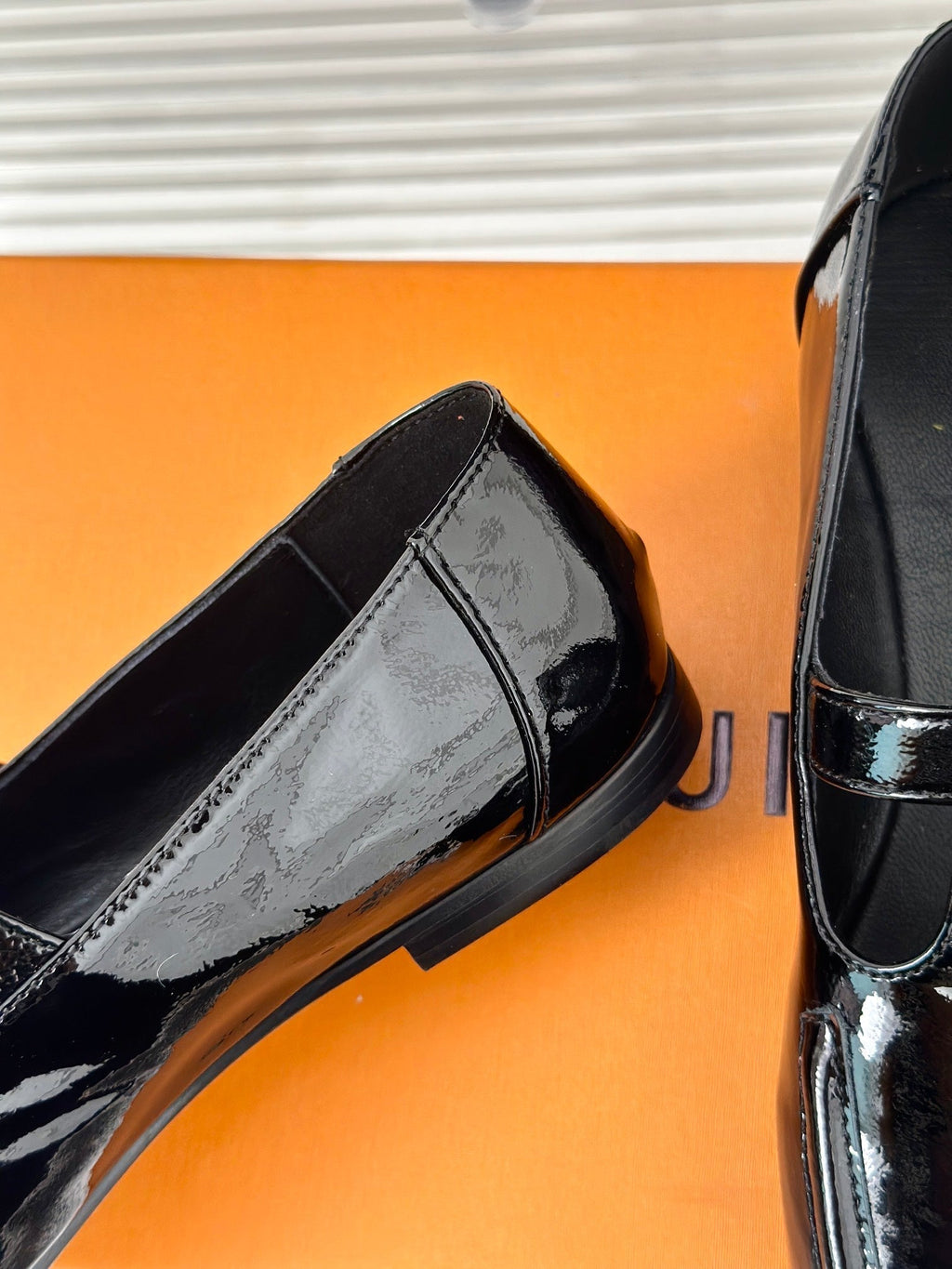 LOUIS VUITTON LV WOMEN SOHO FLAT MARY JANE IN BLACK CALFSKIN