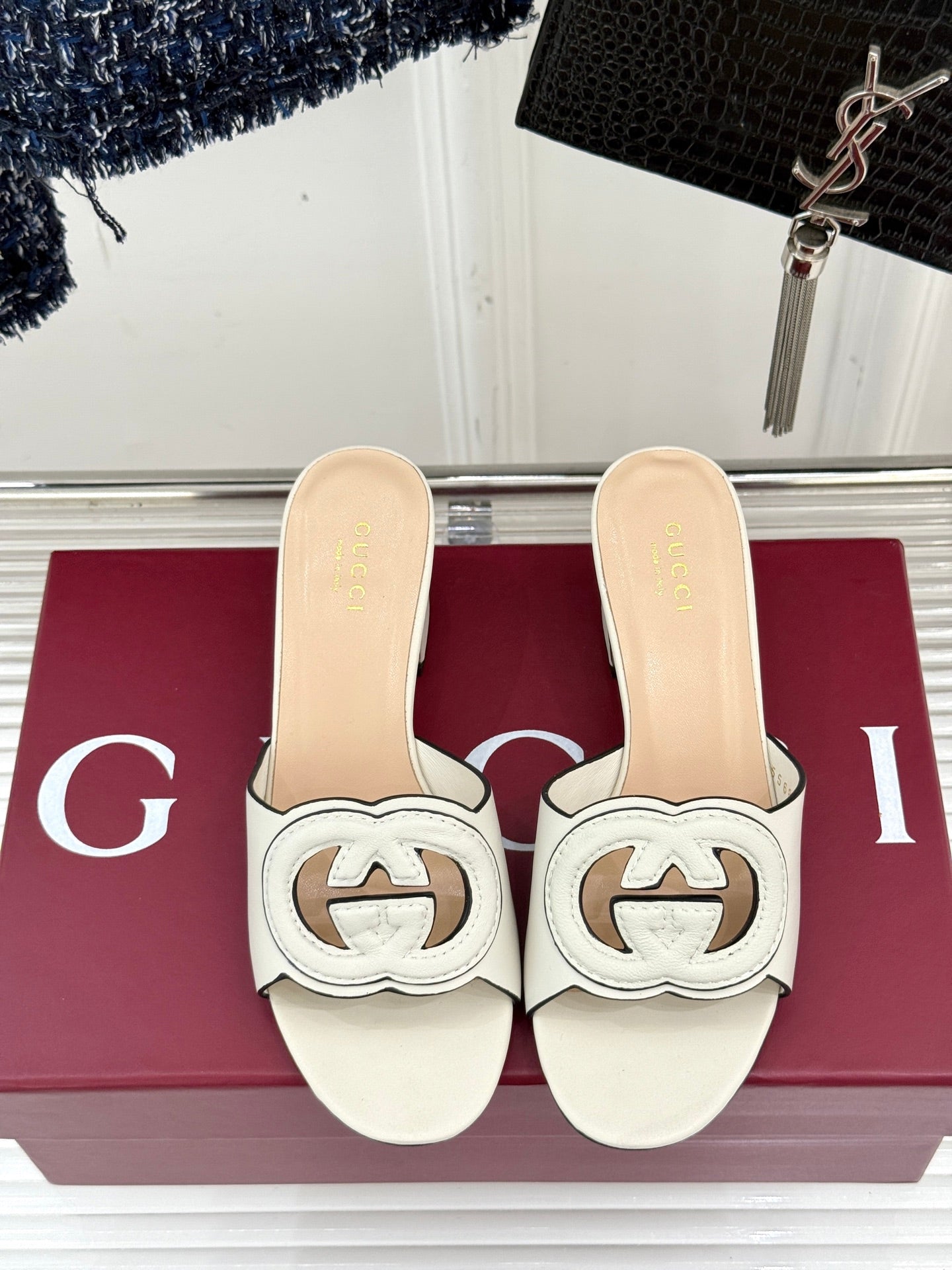 GUCCI MID-HEEL MULE IN CREAM WHITE CALFSKIN