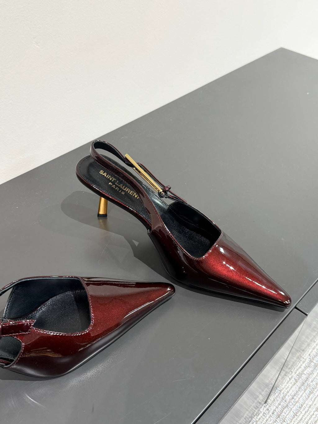 LOUIS VUITTON LEE SLINGBACK PUMPS 75 MM IN BURGUNDY RED PATENT CALFSKIN
