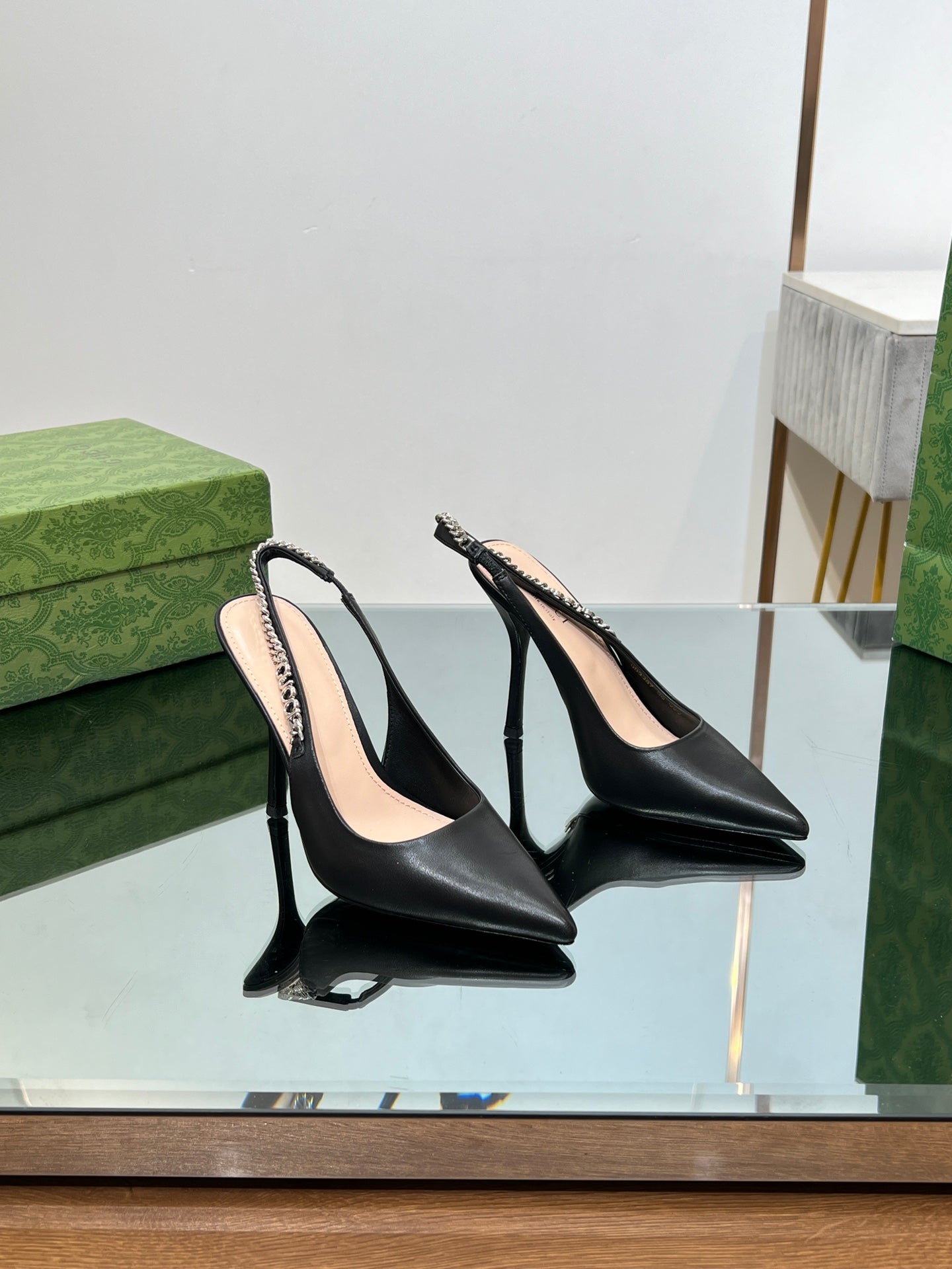 GUCCI SIGNORIA SLINGBACK PUMP BLACK LAMBSKIN