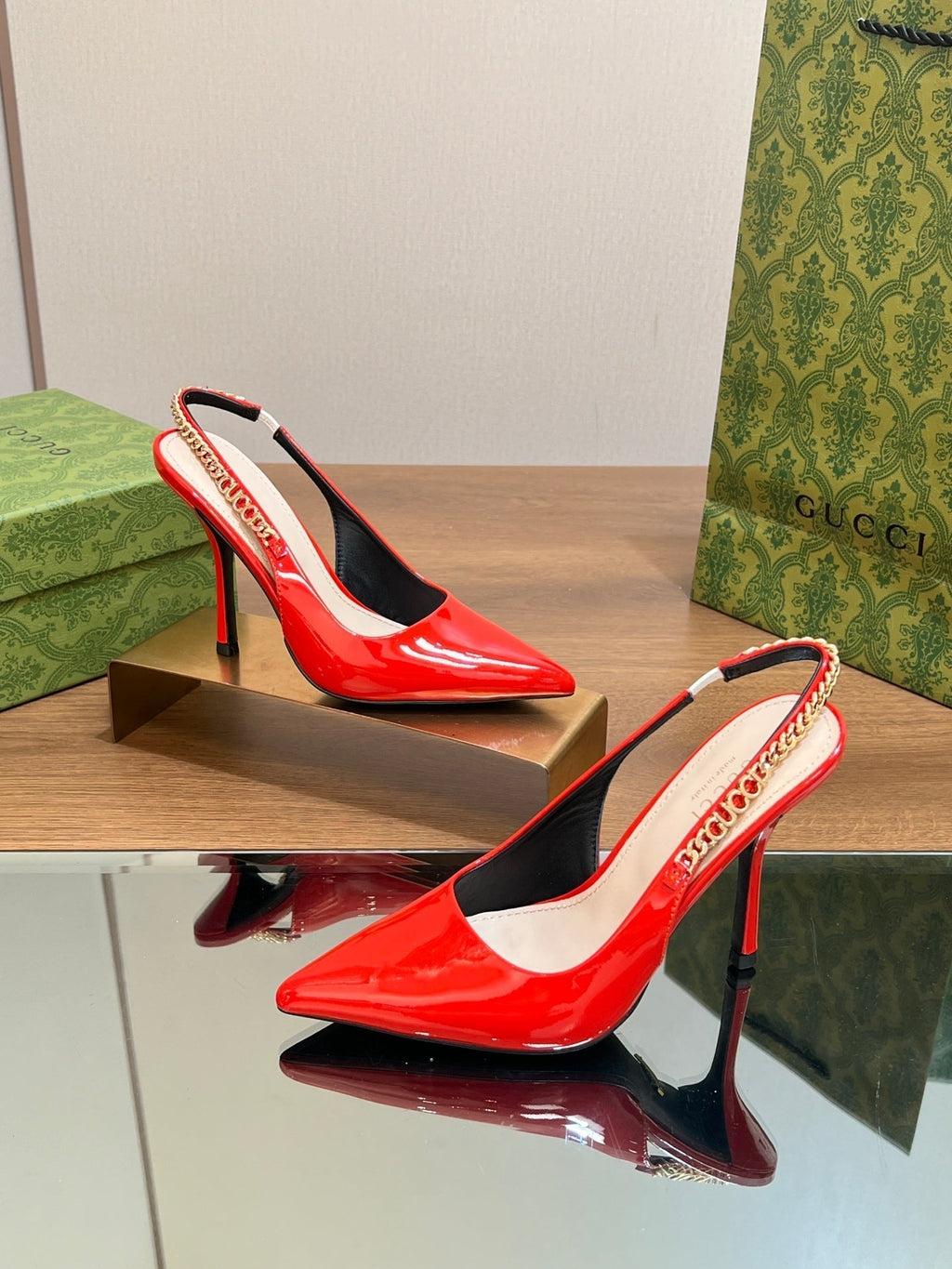 GUCCI SIGNORIA SLINGBACK PUMP CANDY LAMBSKIN