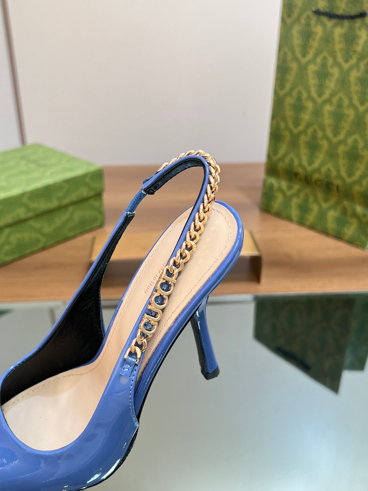 GUCCI SIGNORIA SLINGBACK PUMP SAPPHIRE LAMBSKIN