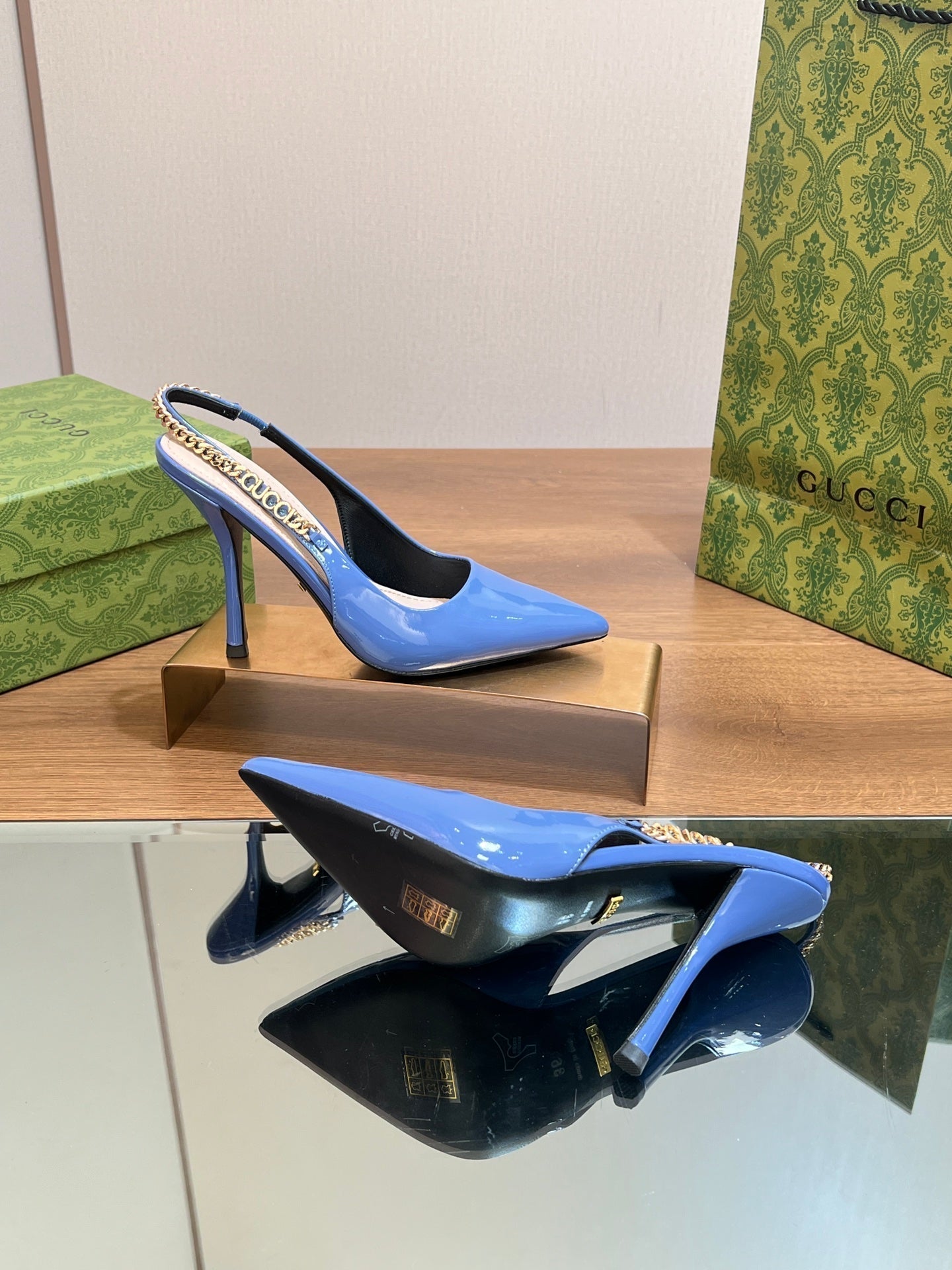 GUCCI SIGNORIA SLINGBACK PUMP SAPPHIRE LAMBSKIN