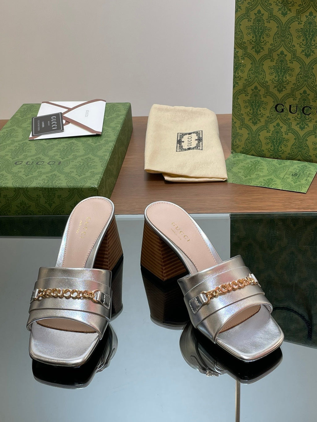 GUCCI SIGNORIA SLIDE SANDAL SILVER DENIM