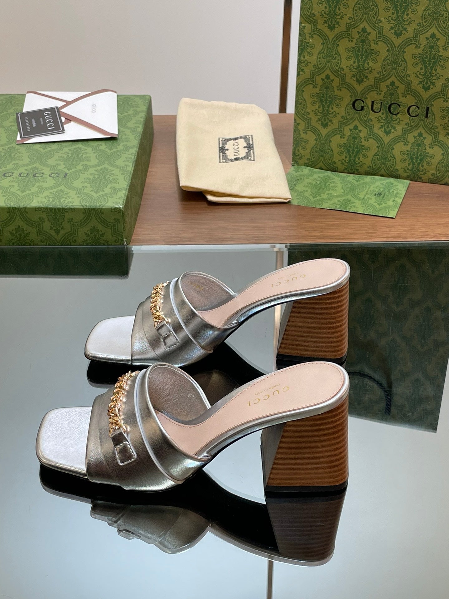 GUCCI SIGNORIA SLIDE SANDAL SILVER DENIM