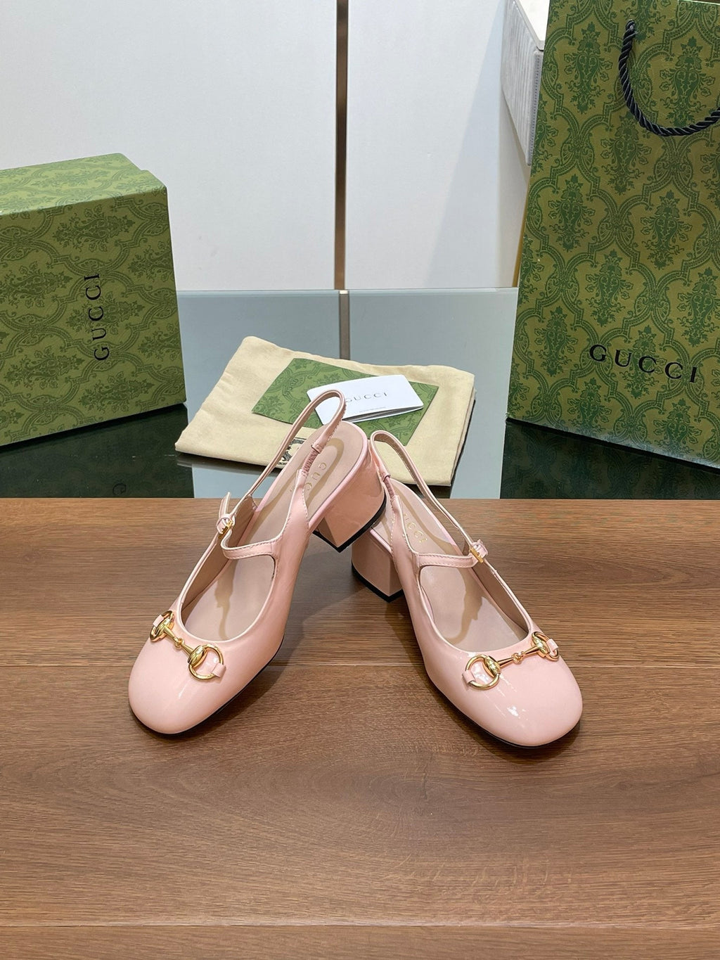 GUCCI HORSEBIT PUMP PASTEL PINK LAMBSKIN