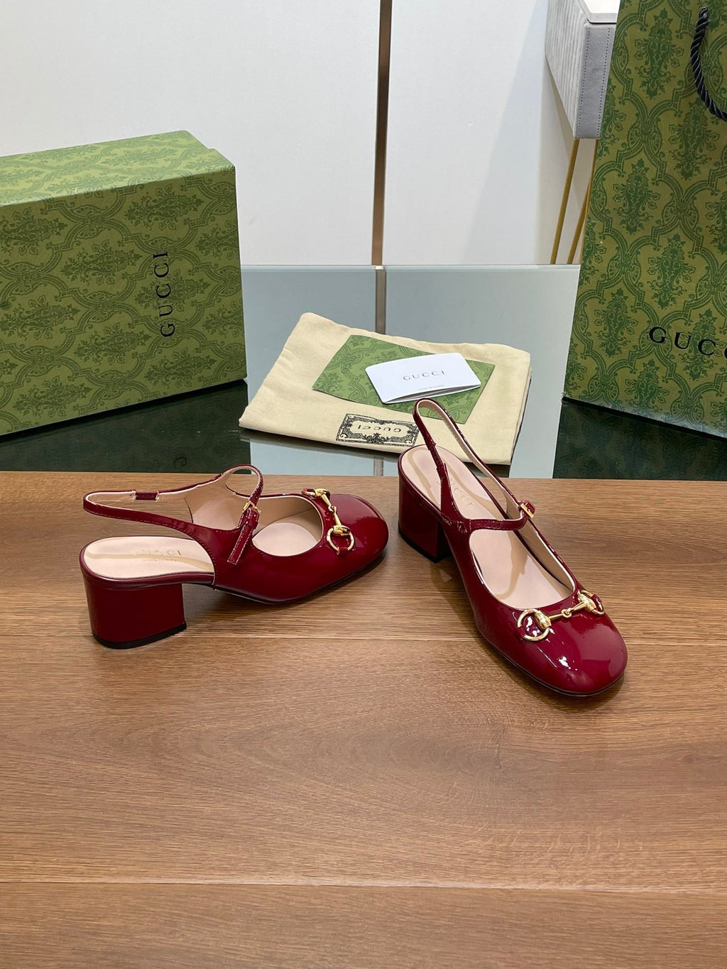 GUCCI HORSEBIT PUMP SCARLET LAMBSKIN