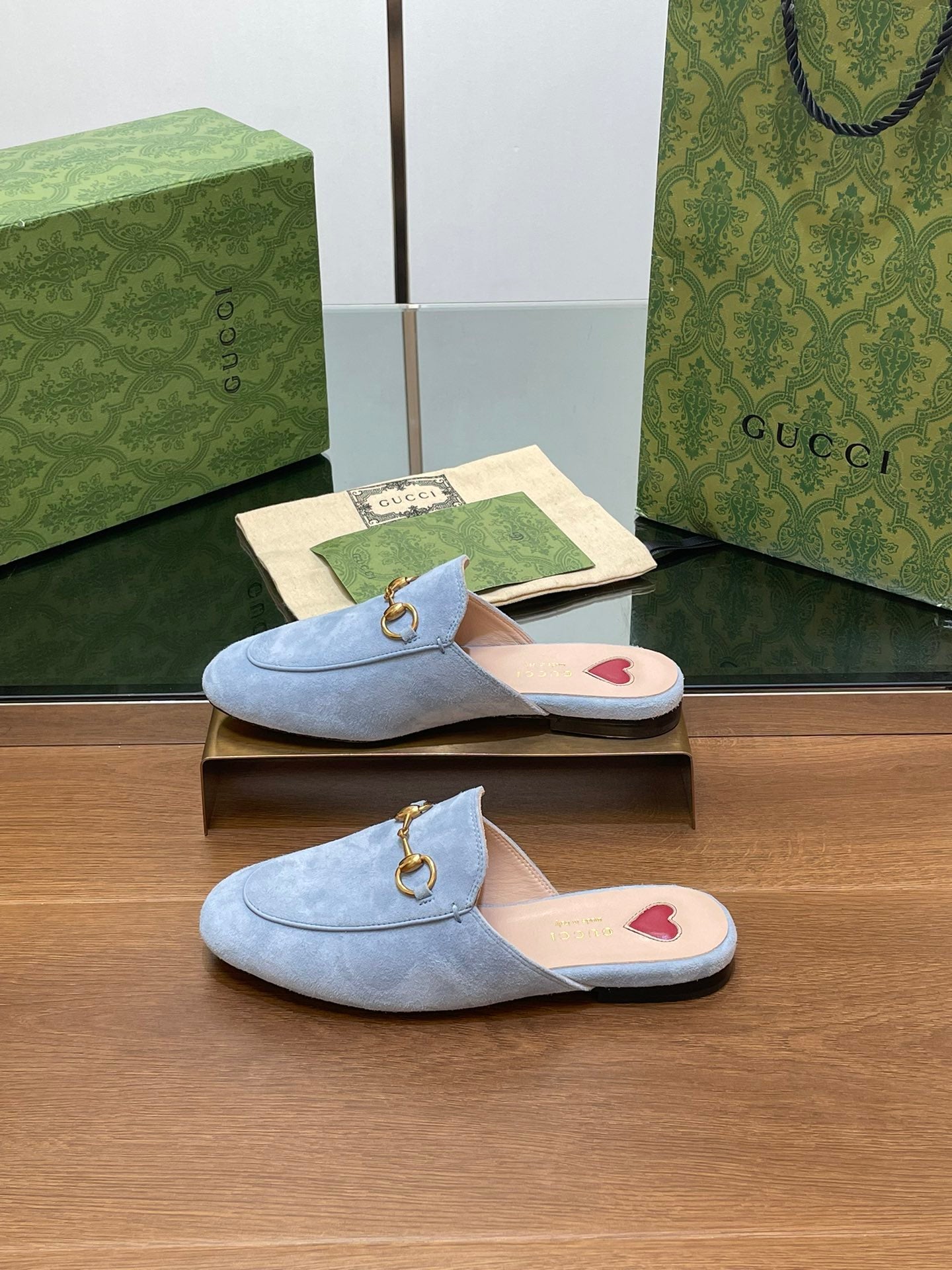 GUCCI HORSEBIT MULE IN LIGHT BLUE SUEDE WITH GOLD HARDWARE